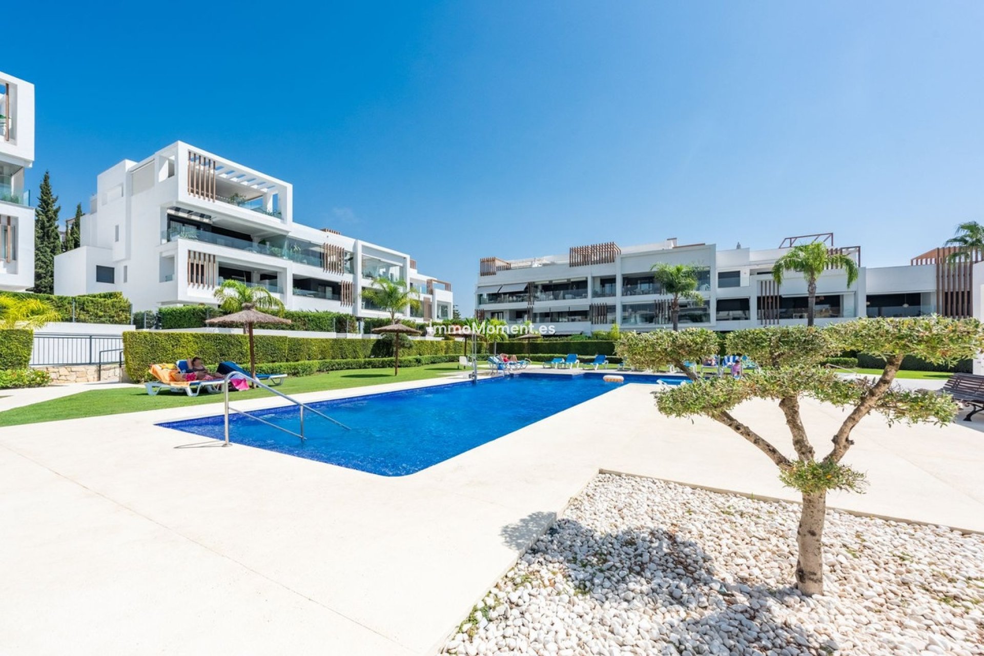 Resale - Apartment - Estepona - Bel Air