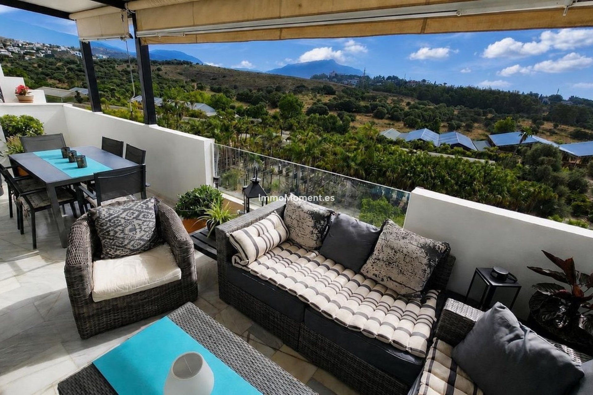 Resale - Apartment - Estepona - Bel Air