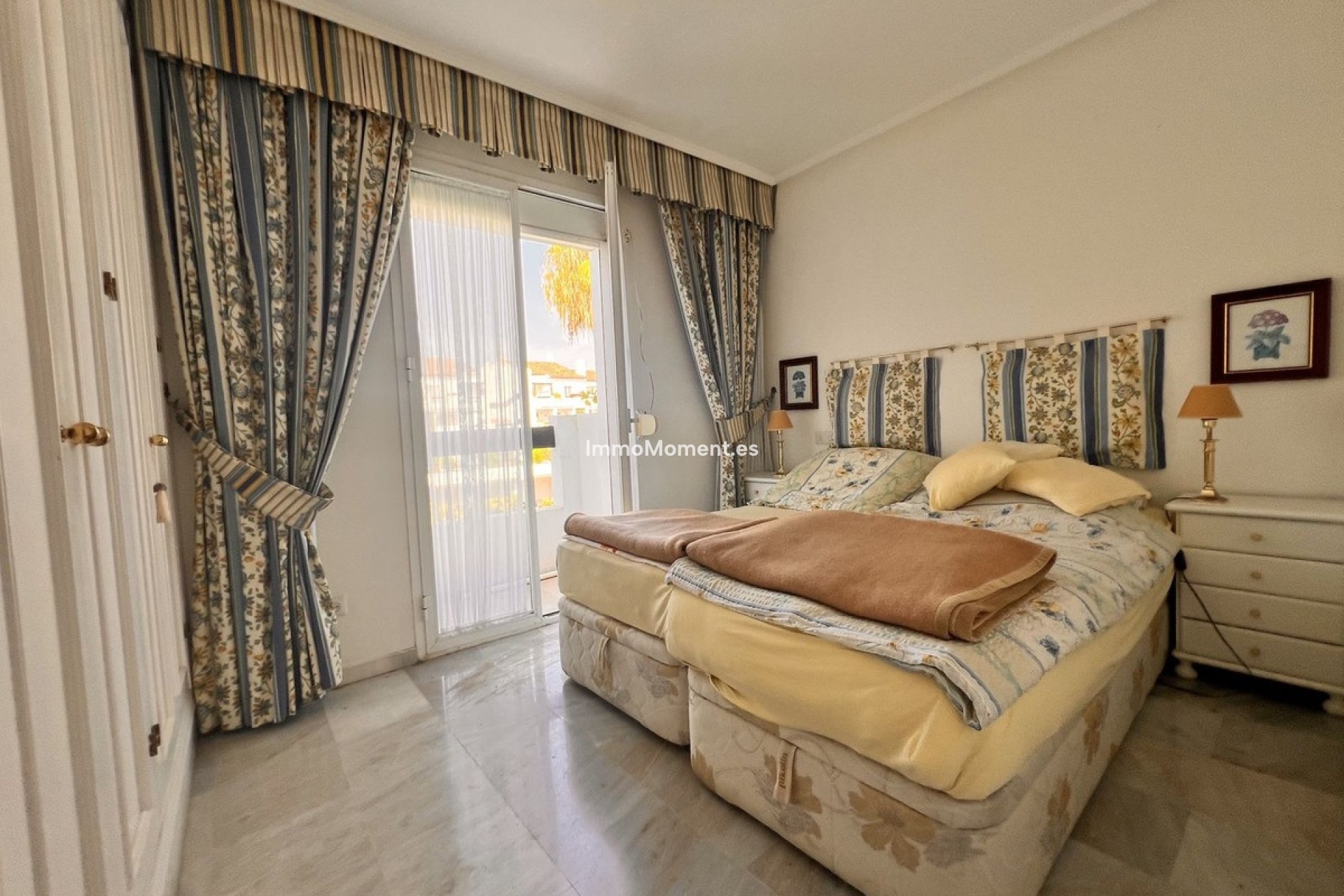 Resale - Apartment - Estepona - Bel Air