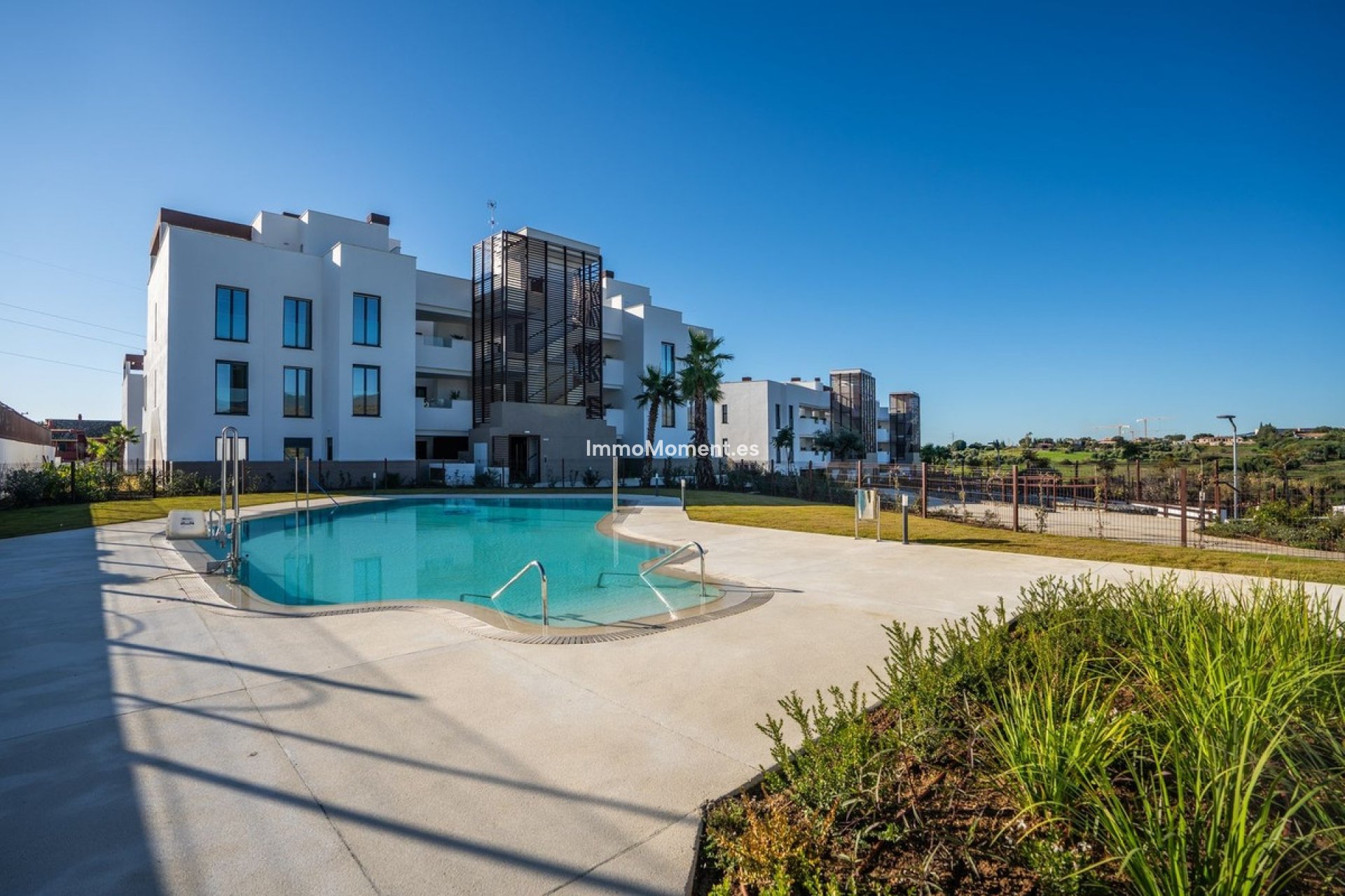 Resale - Apartment - Estepona - Bel Air