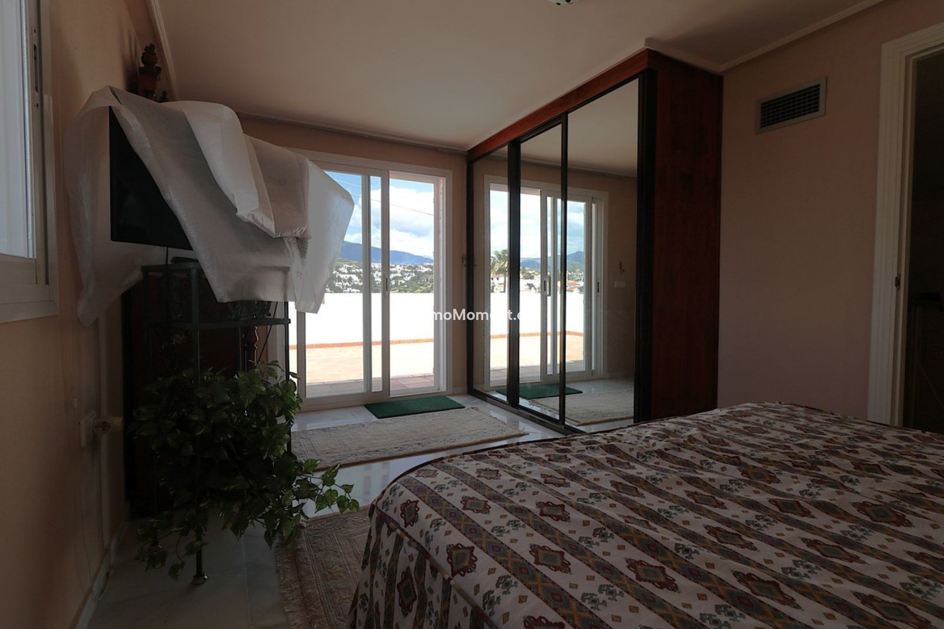 Resale - Apartment - Estepona - Bel Air