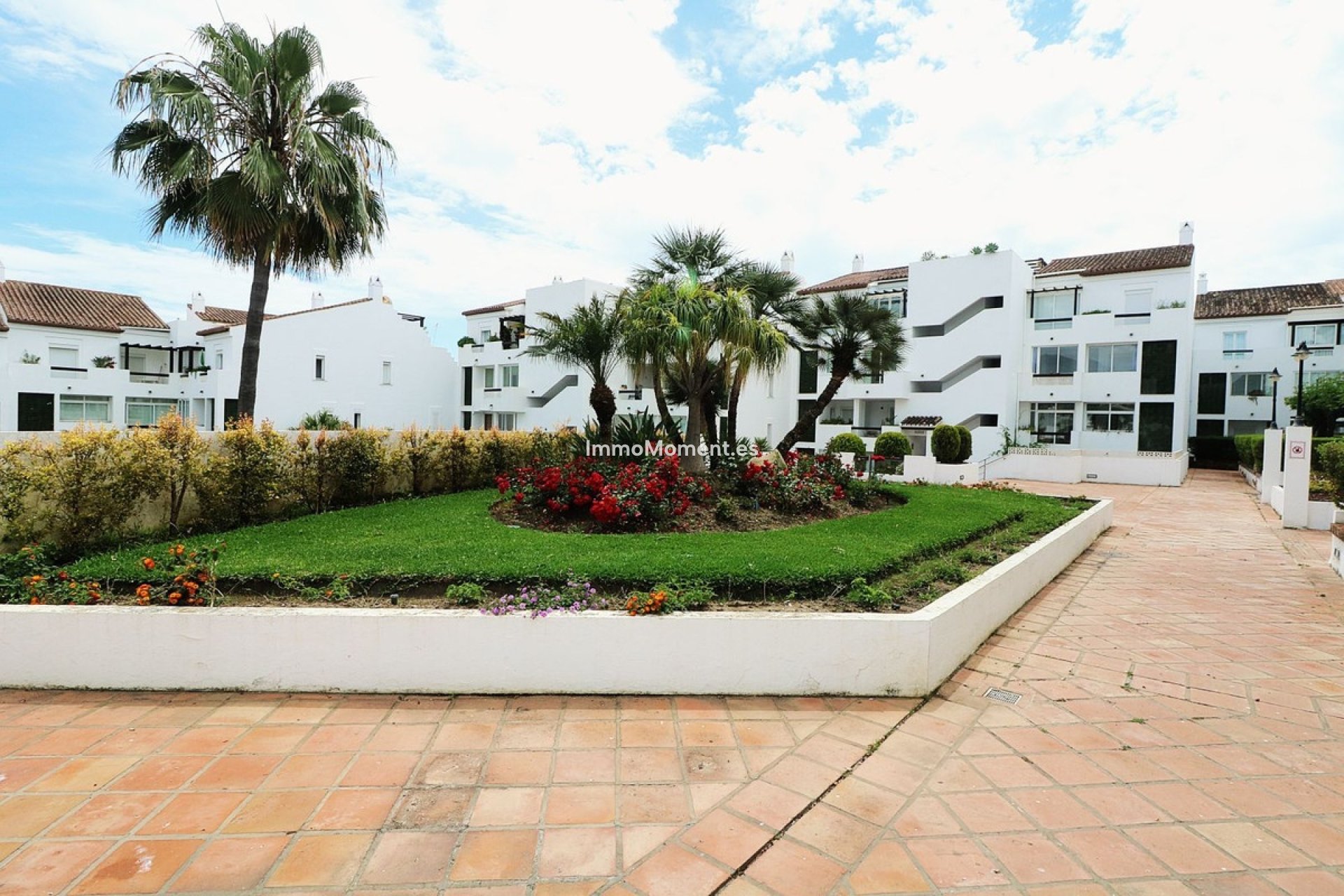 Resale - Apartment - Estepona - Bel Air