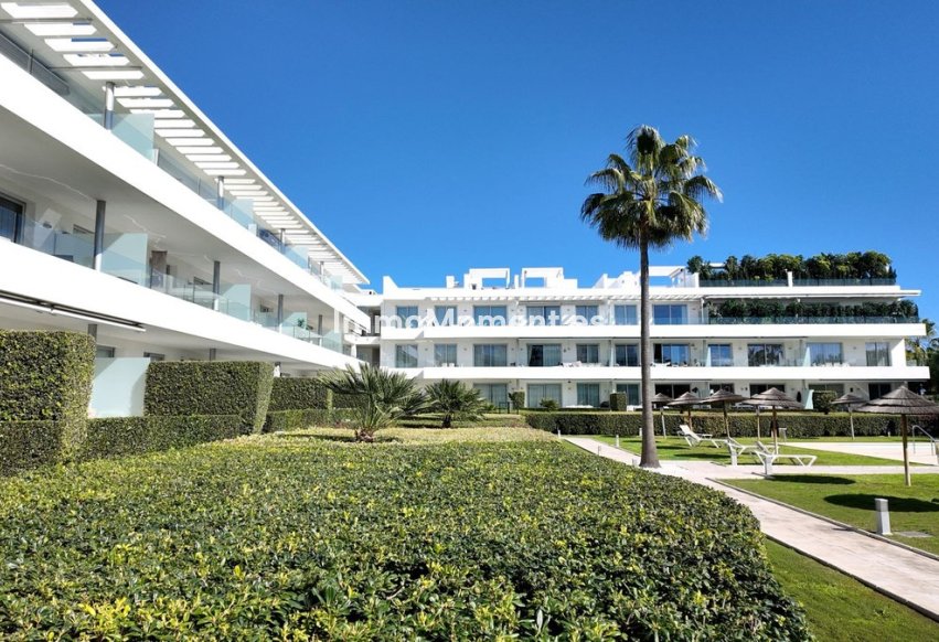 Resale - Apartment - Estepona - Bel Air