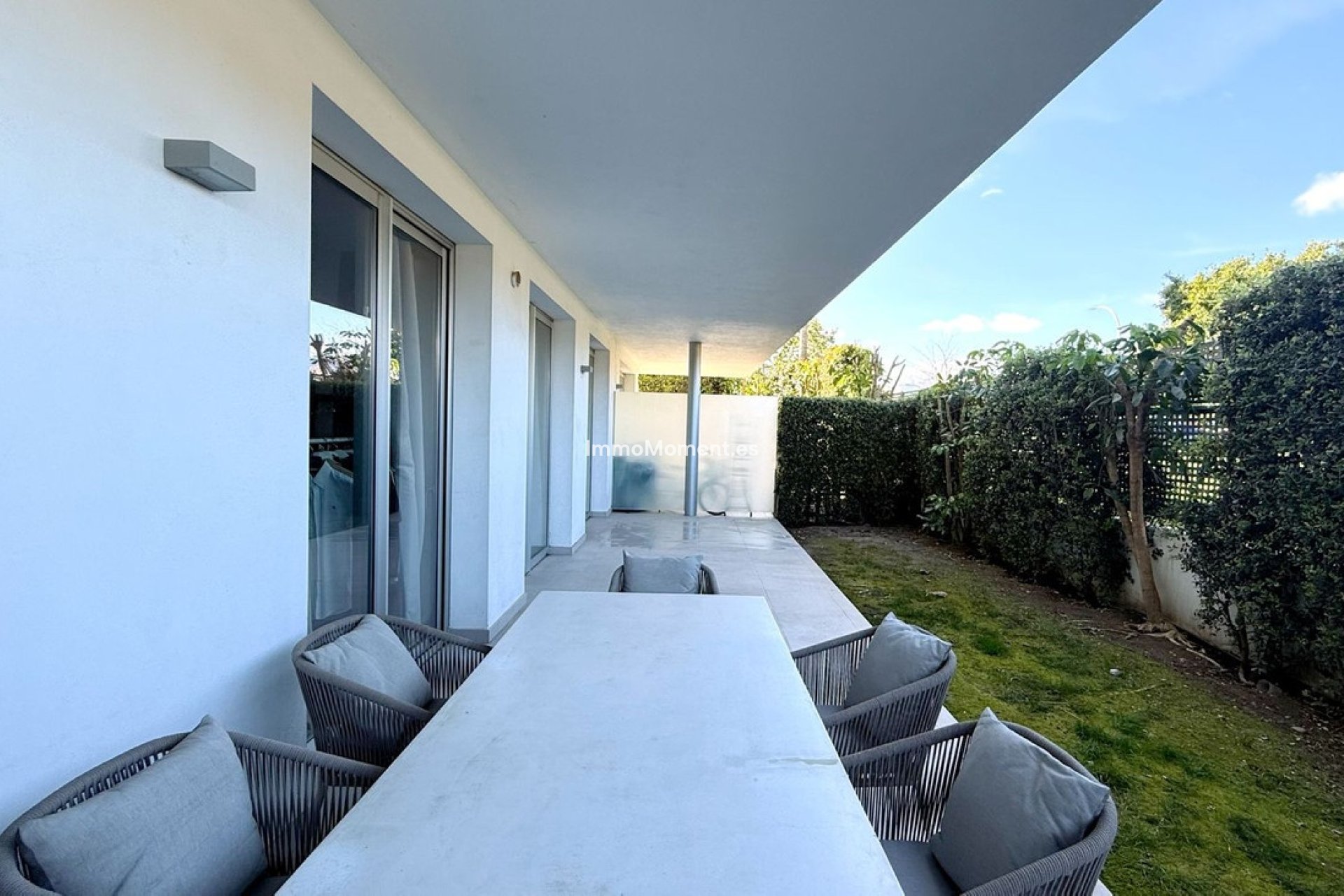 Resale - Apartment - Estepona - Bel Air
