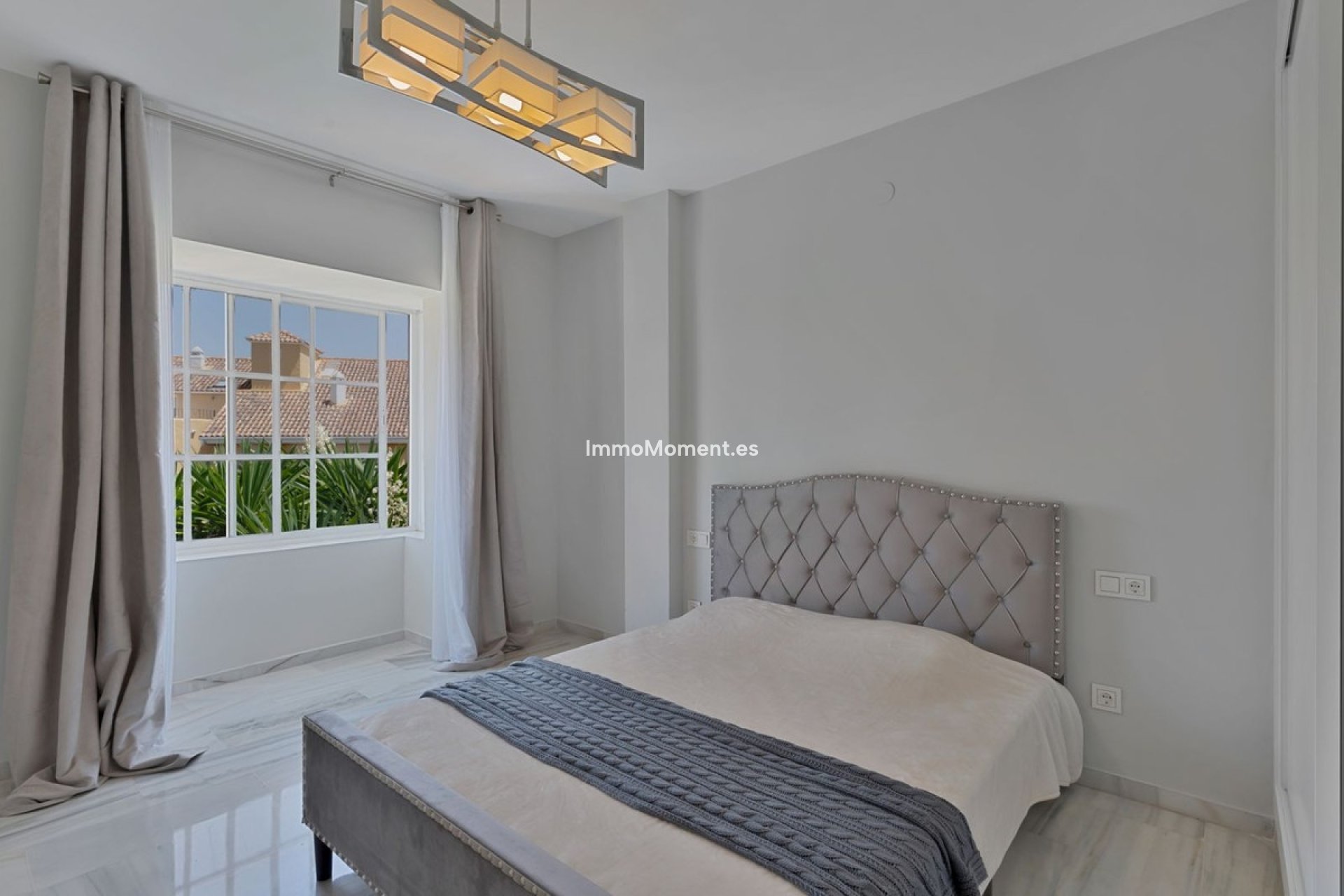 Resale - Apartment - Estepona - Bel Air