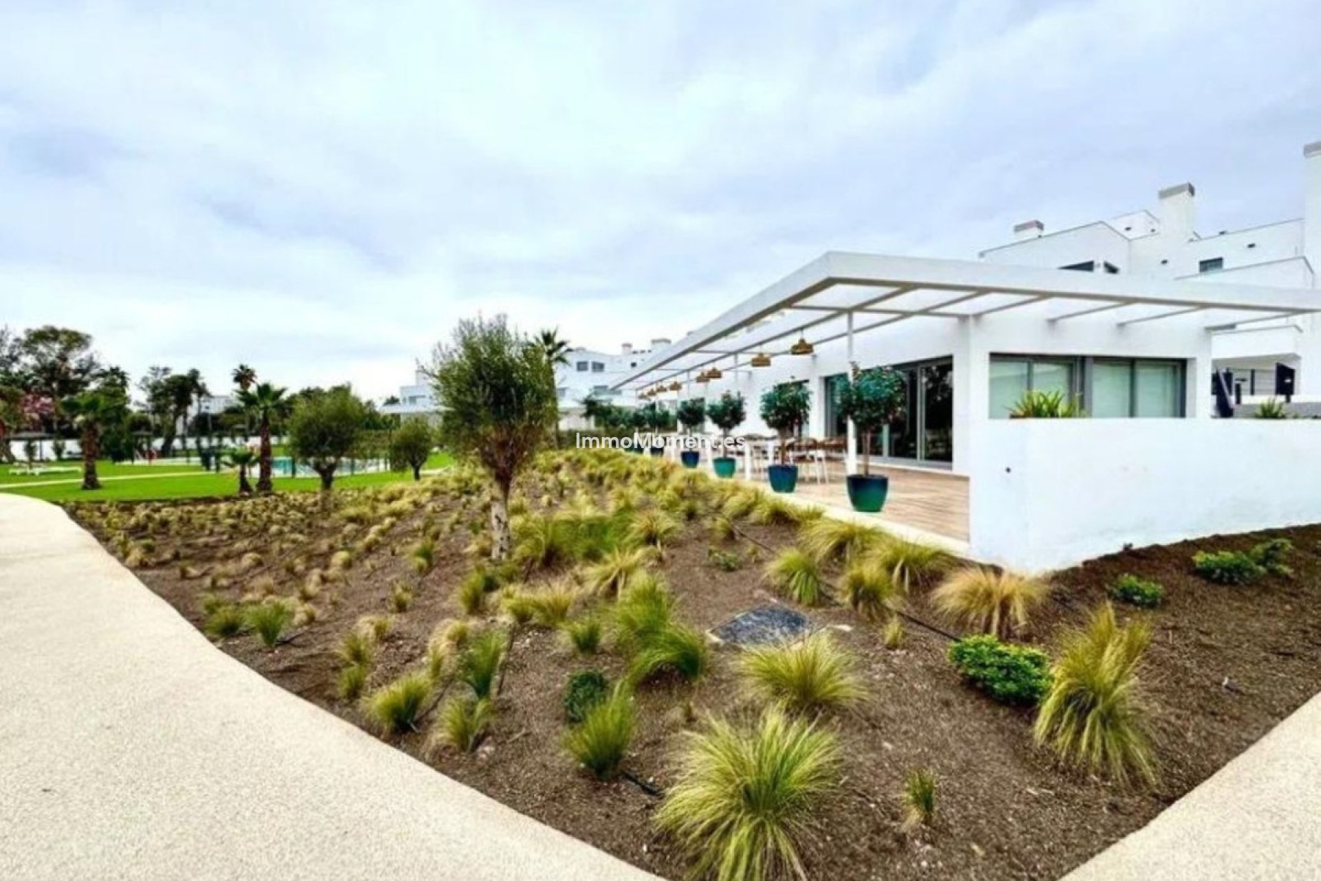 Resale - Apartment - Estepona - Bel Air