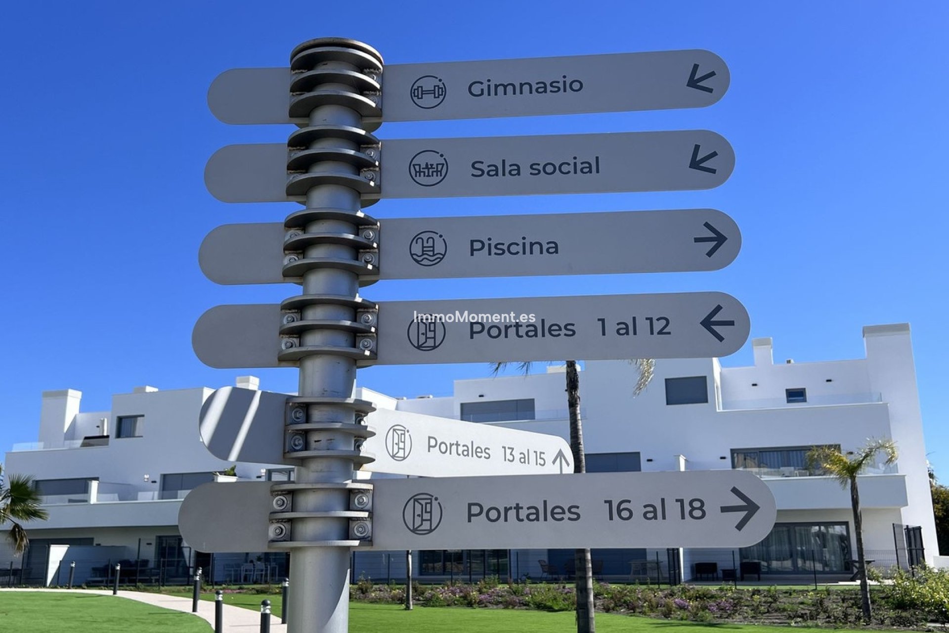 Resale - Apartment - Estepona - Bel Air