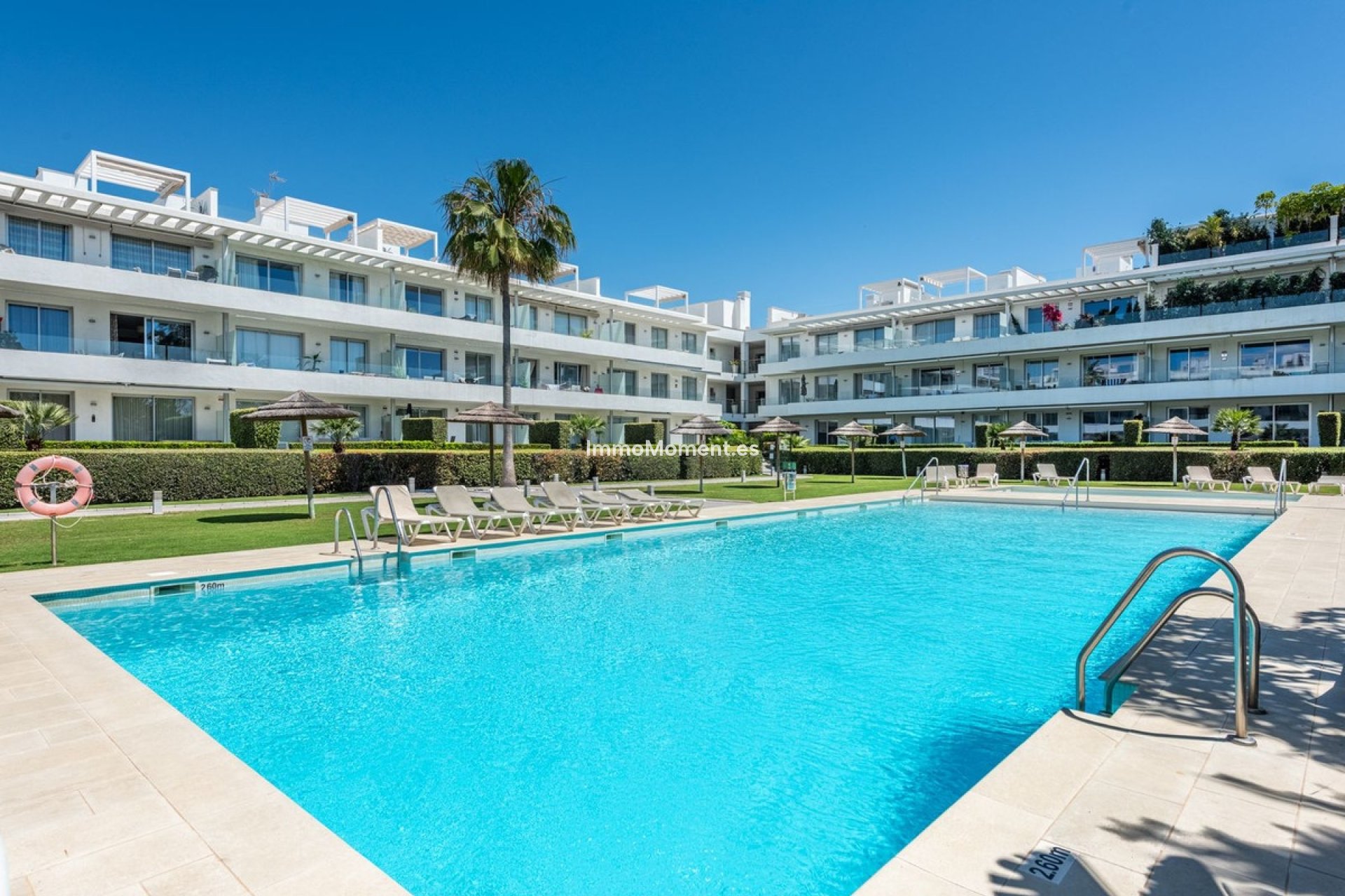 Resale - Apartment - Estepona - Bel Air