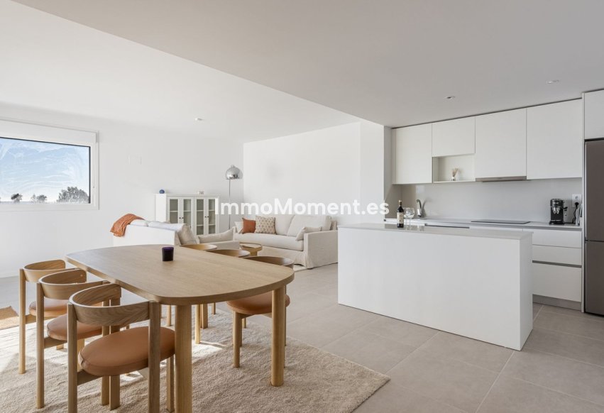 Resale - Apartment - Estepona - Bel Air