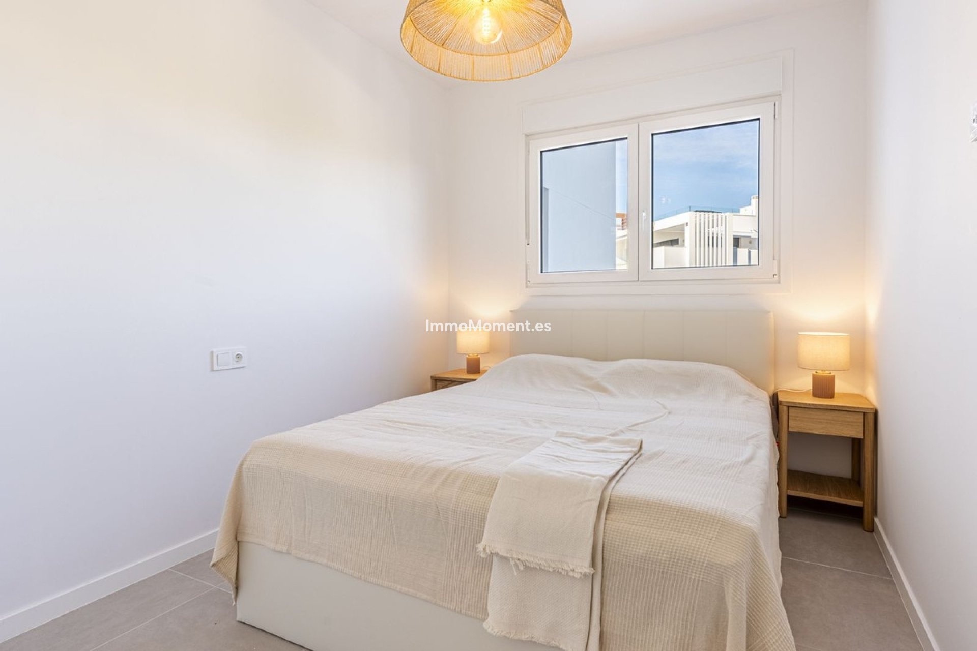 Resale - Apartment - Estepona - Bel Air