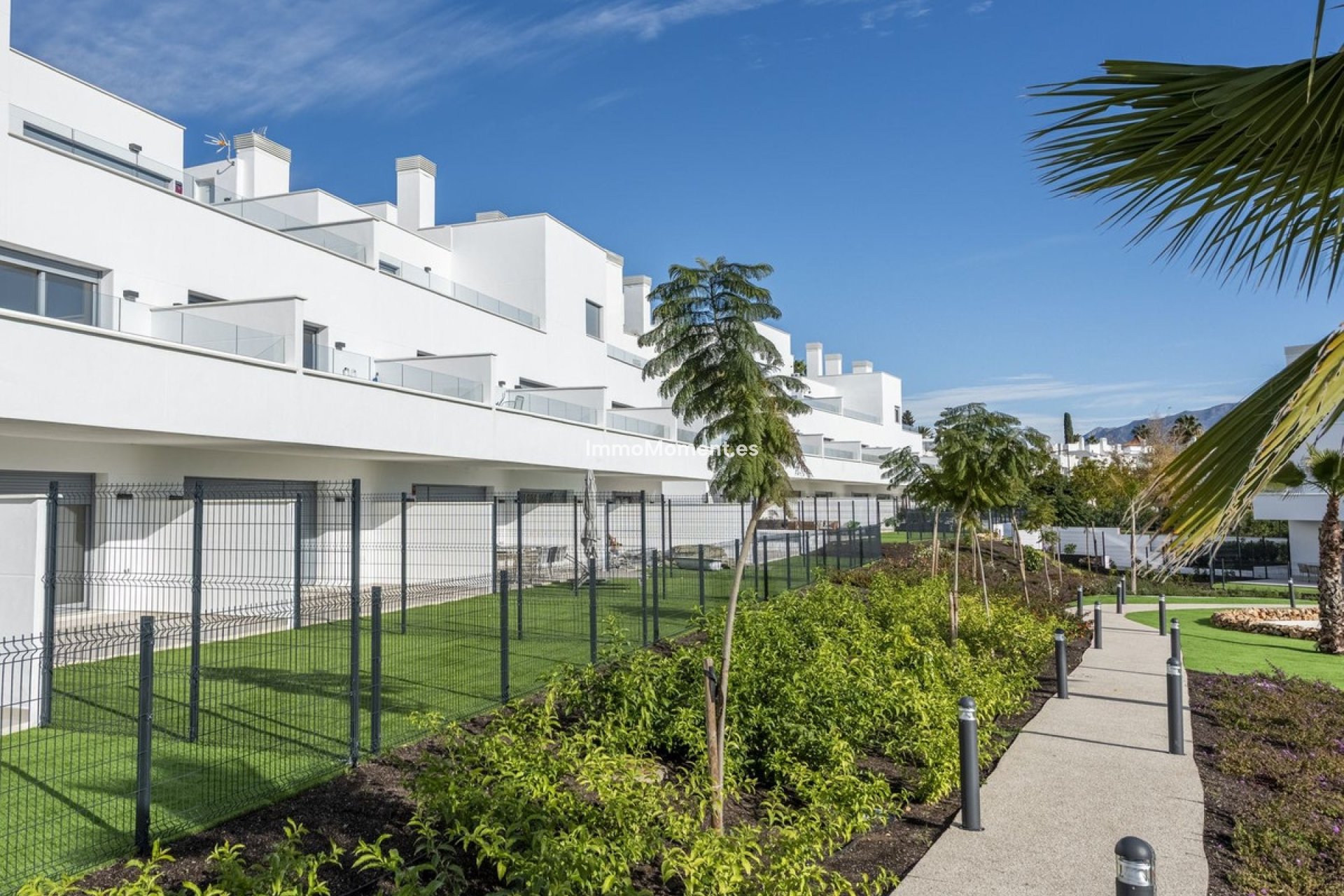 Resale - Apartment - Estepona - Bel Air