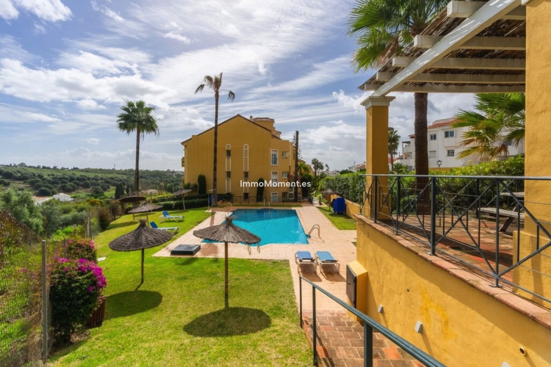 Resale - Apartment - Estepona - Bel Air