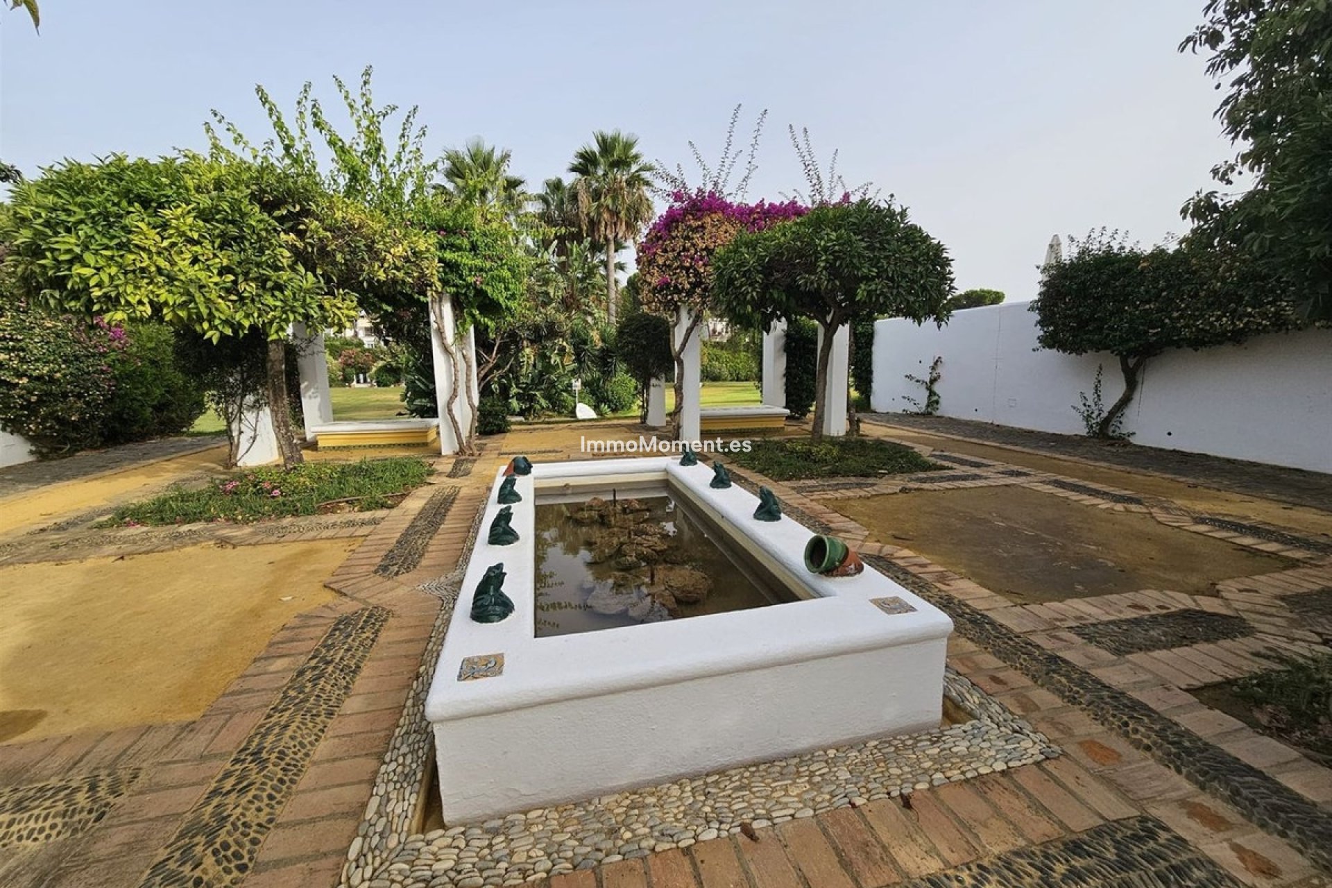 Resale - Apartment - Estepona - Benamara