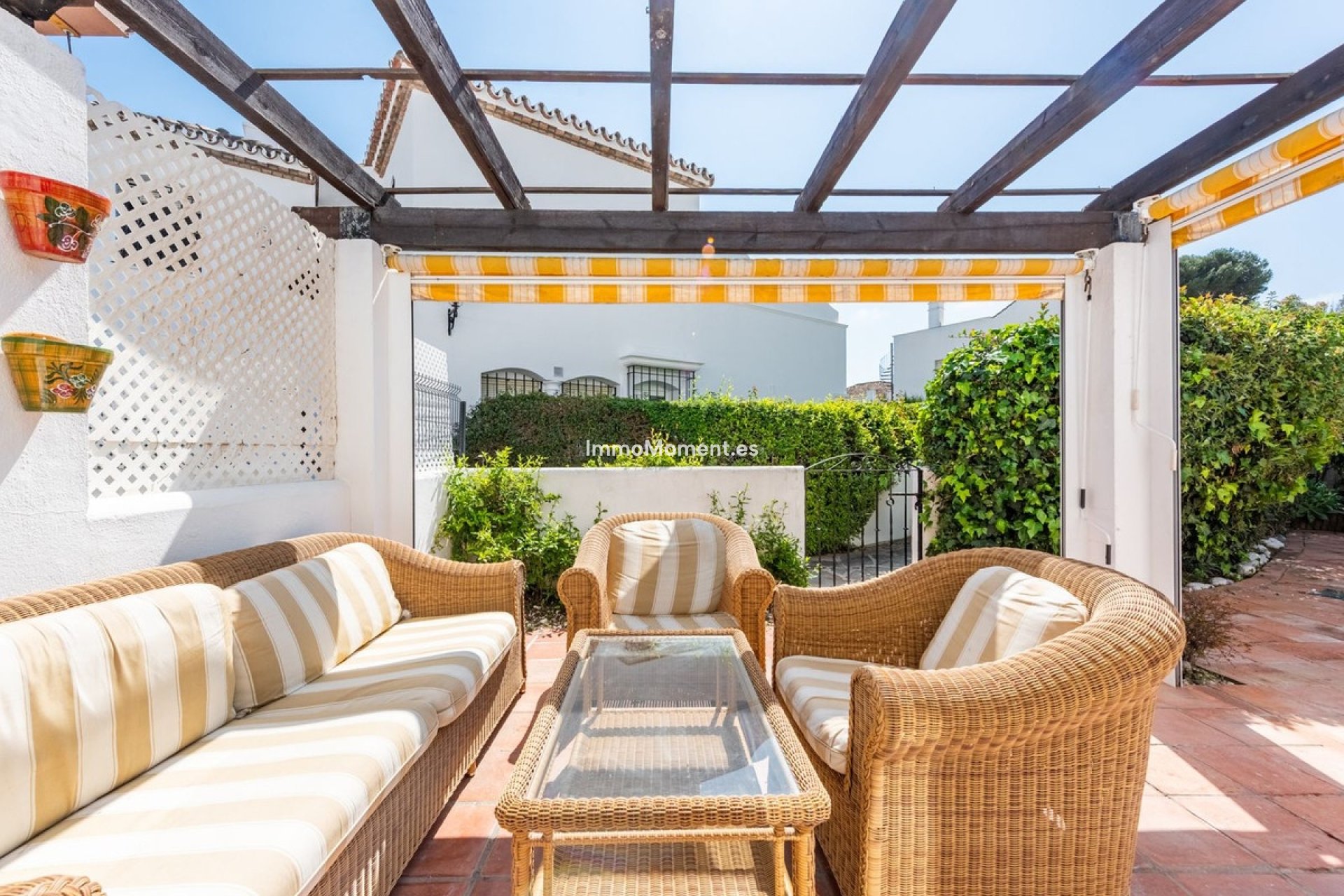 Resale - Apartment - Estepona - Benamara
