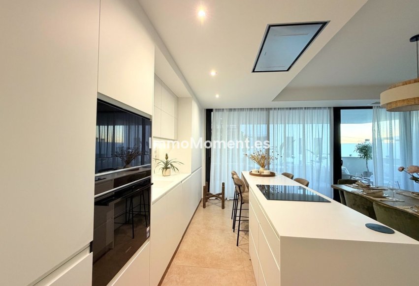 Resale - Apartment - Estepona - Cancelada
