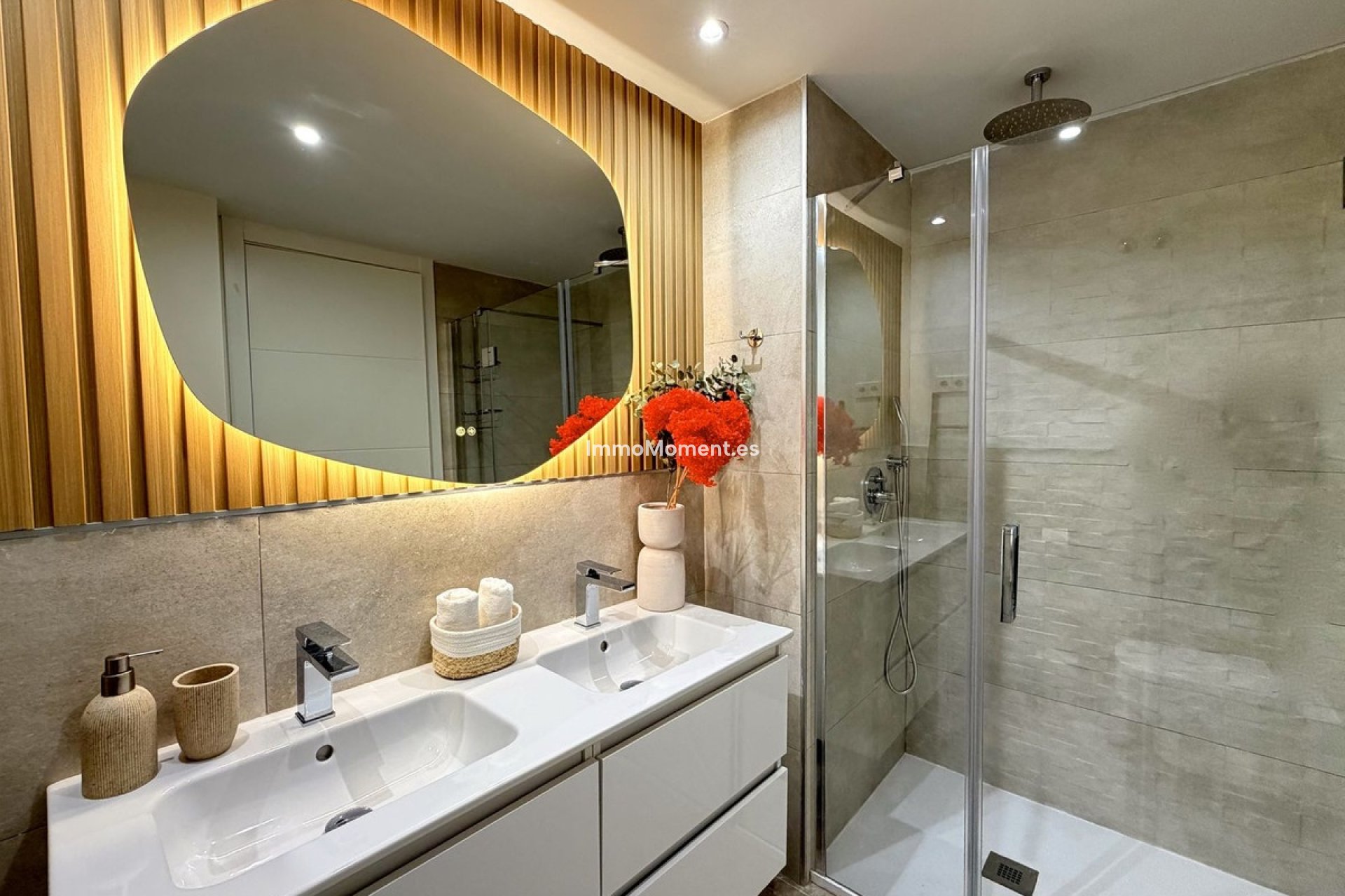 Resale - Apartment - Estepona - Cancelada