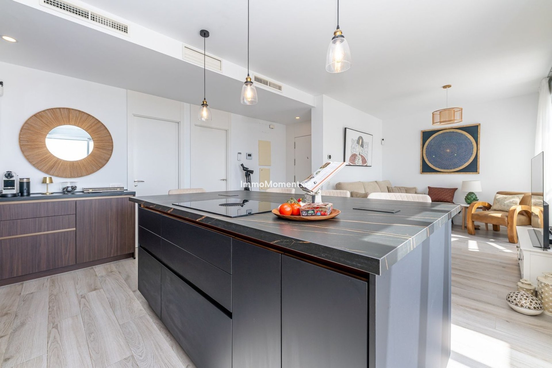 Resale - Apartment - Estepona - Cancelada