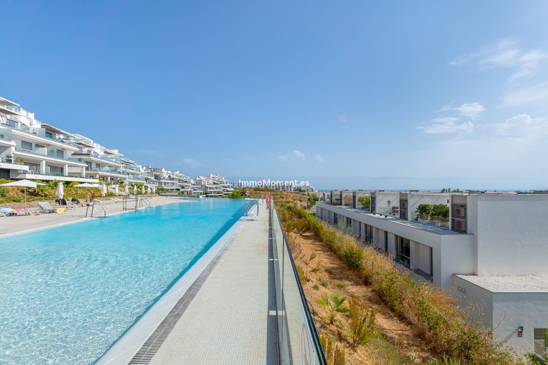 Resale - Apartment - Estepona - Cancelada