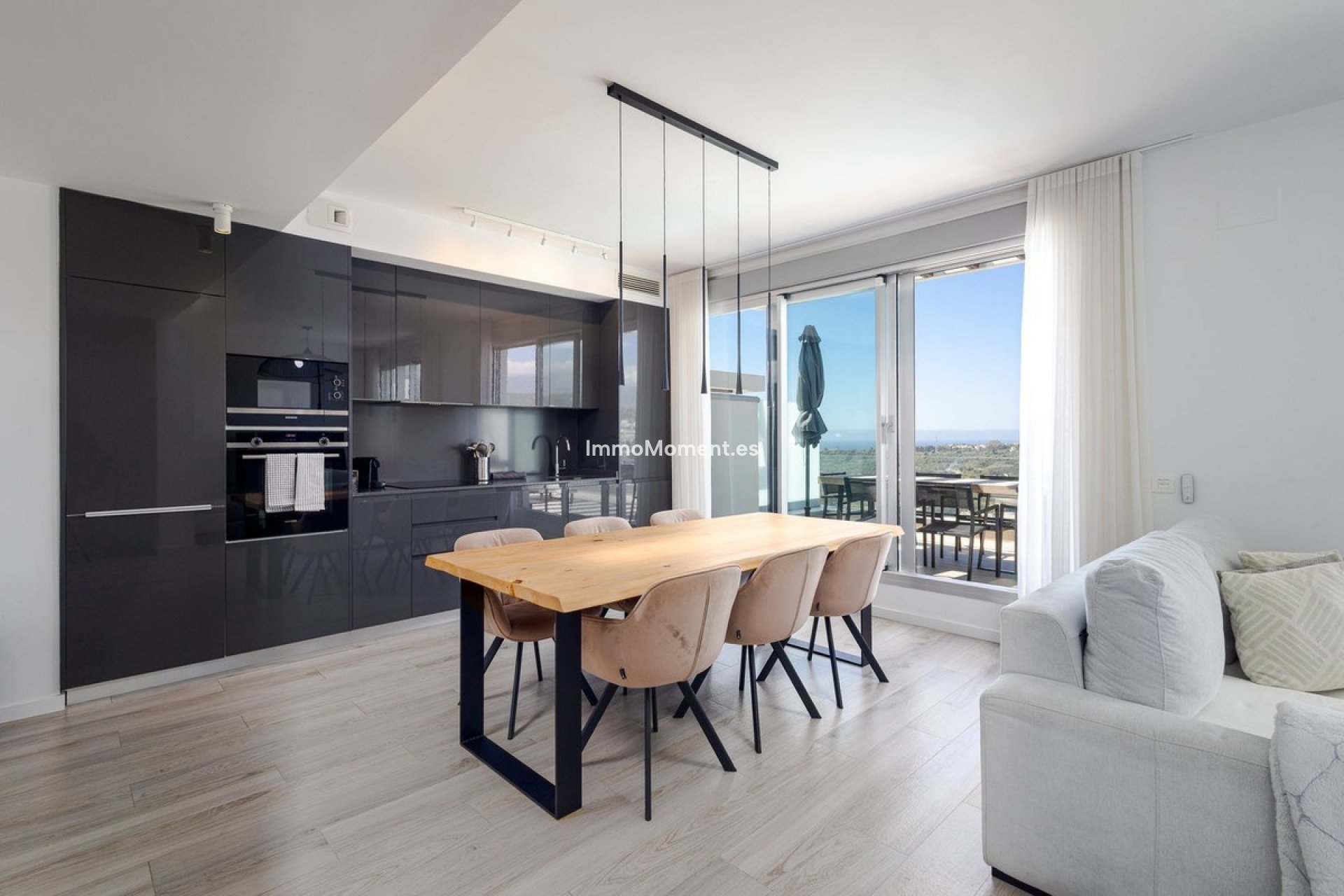 Resale - Apartment - Estepona - Cancelada