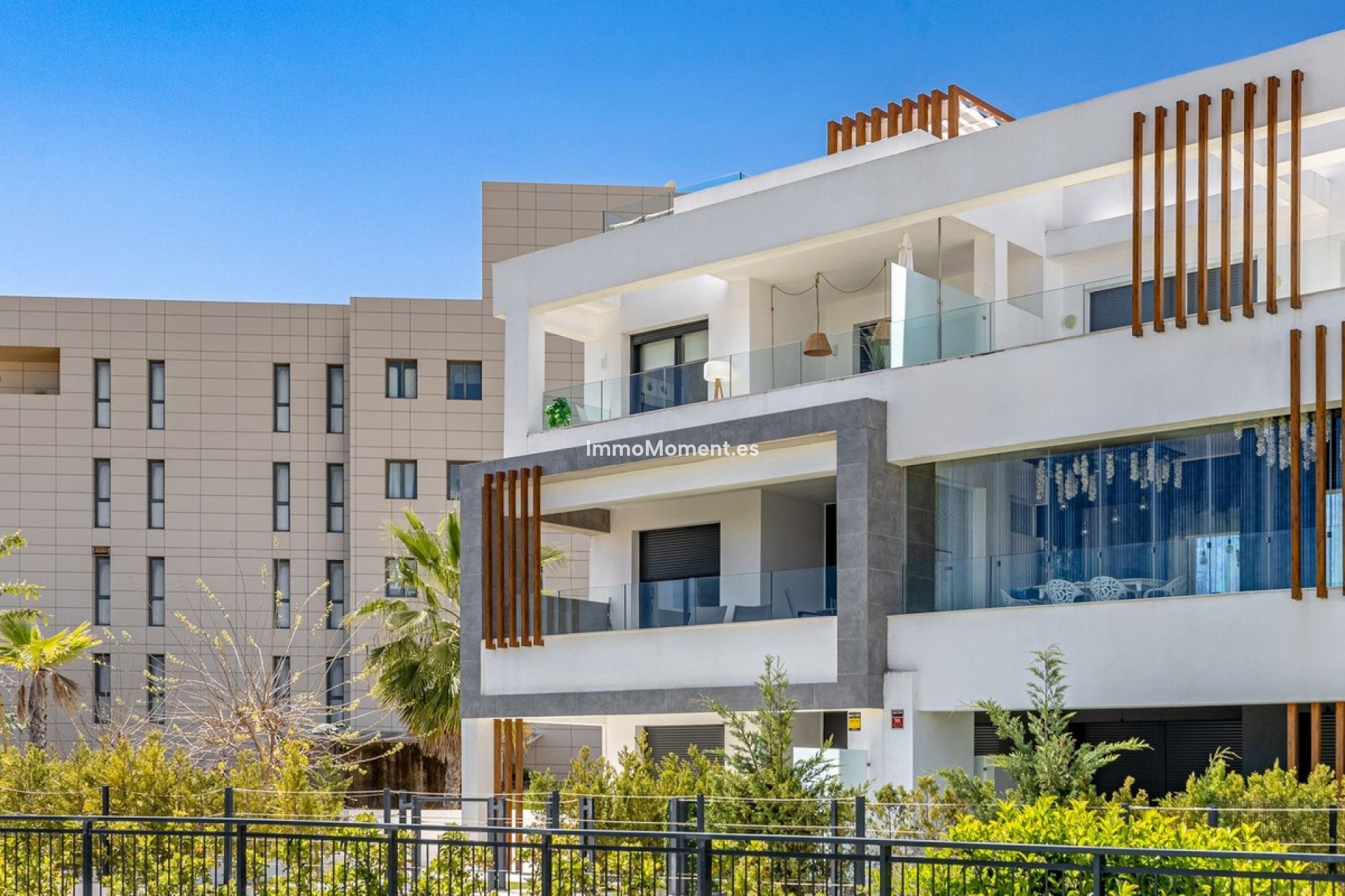 Resale - Apartment - Estepona - Cancelada