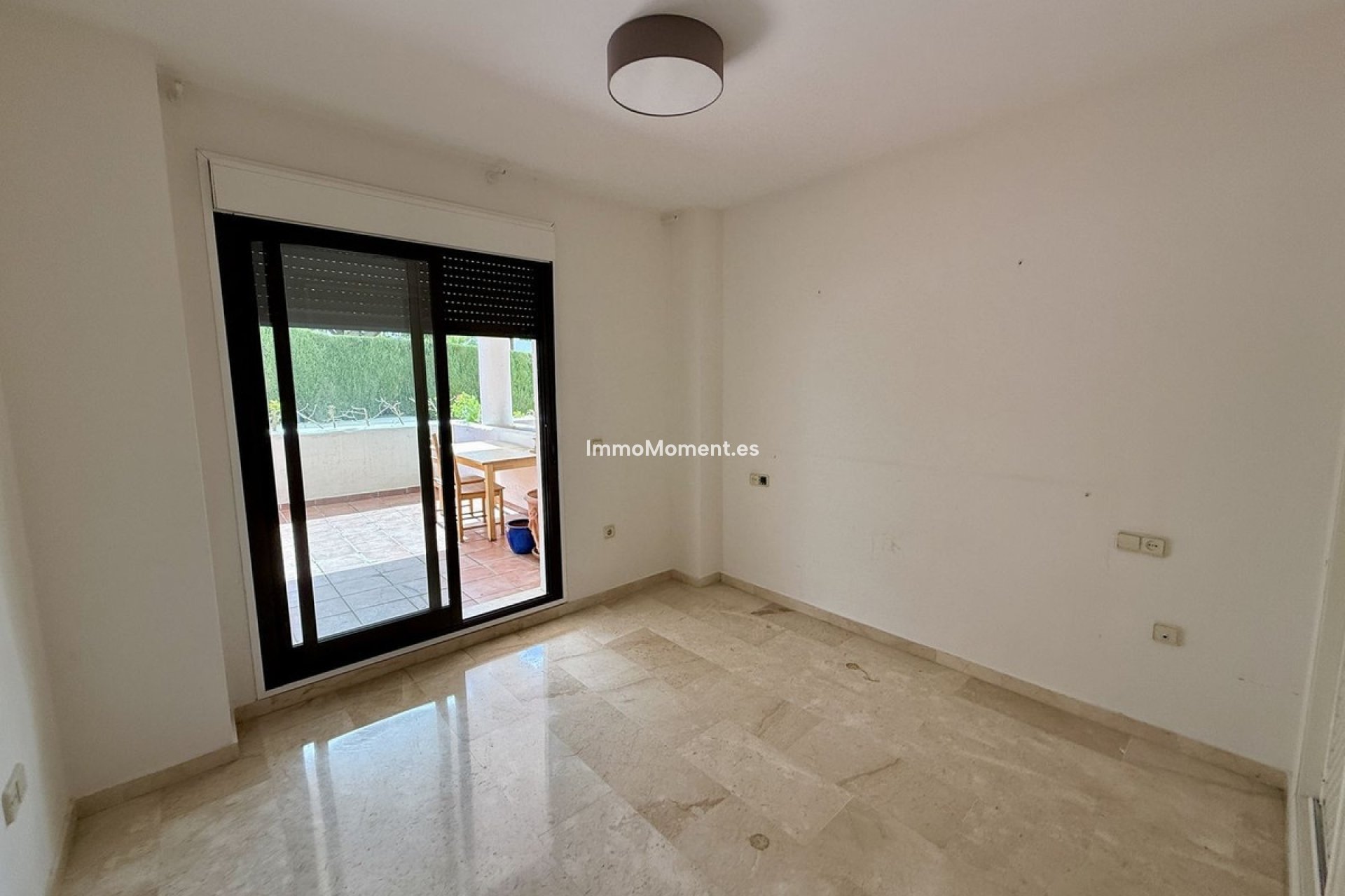 Resale - Apartment - Estepona - Cancelada