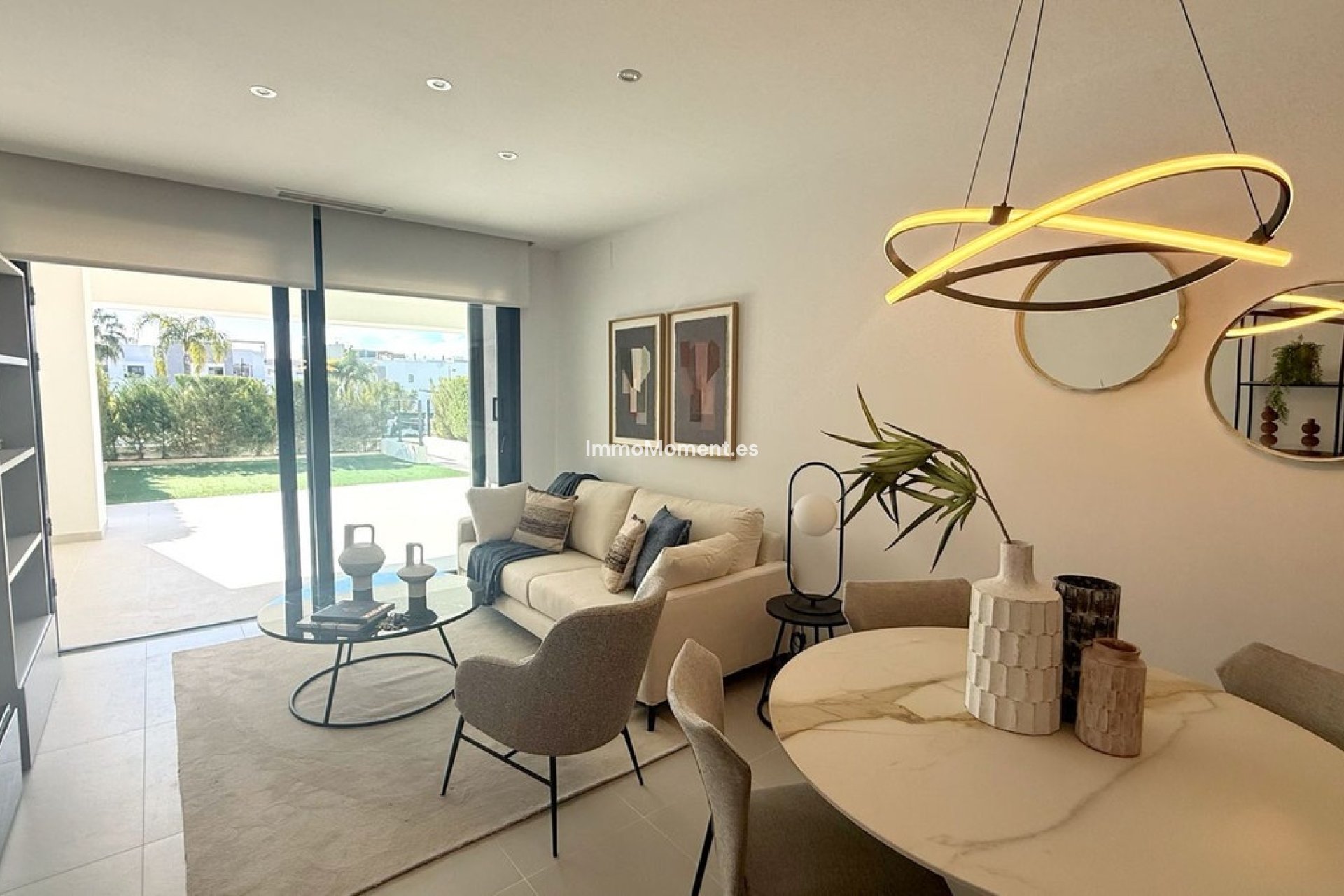 Resale - Apartment - Estepona - Cancelada