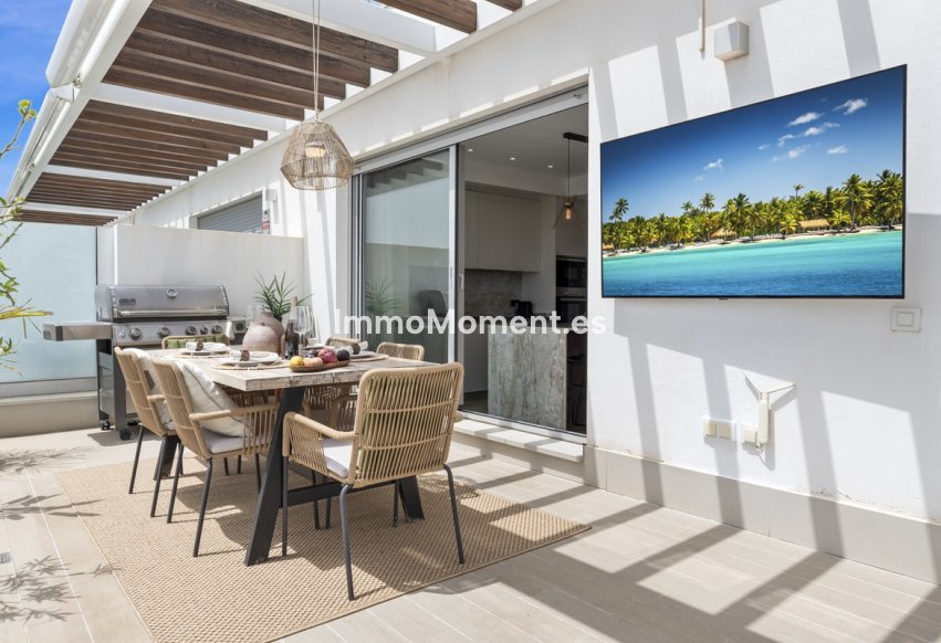 Resale - Apartment - Estepona - Cancelada