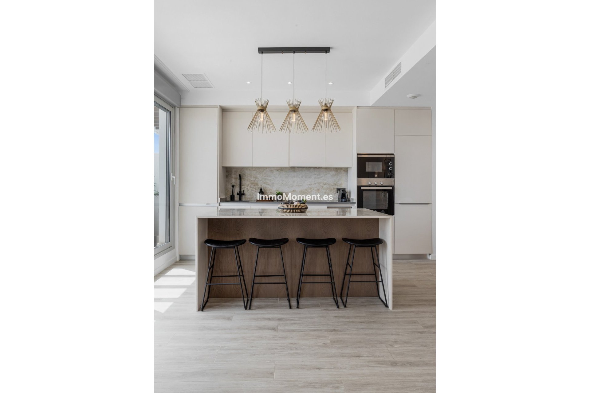 Resale - Apartment - Estepona - Cancelada