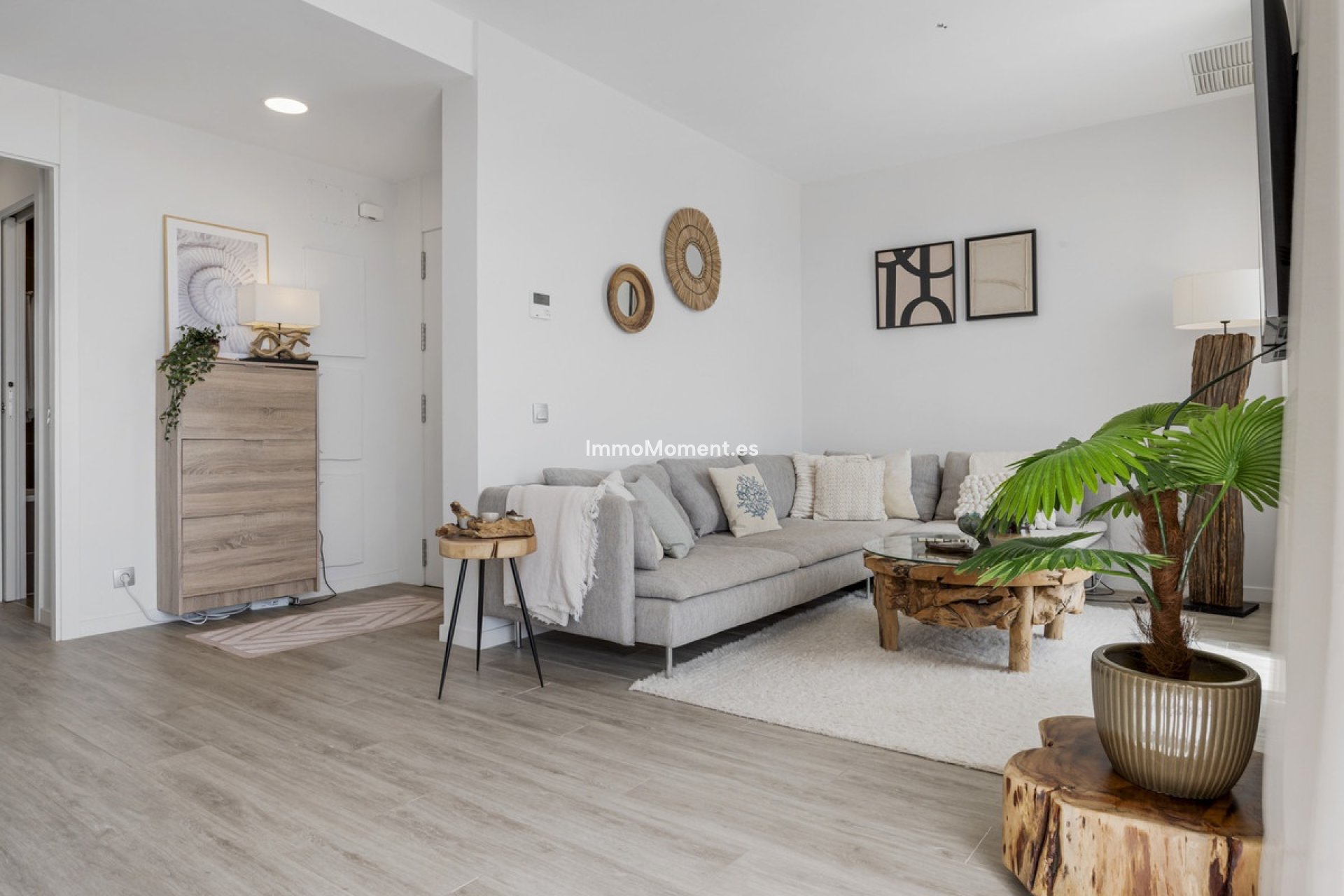 Resale - Apartment - Estepona - Cancelada