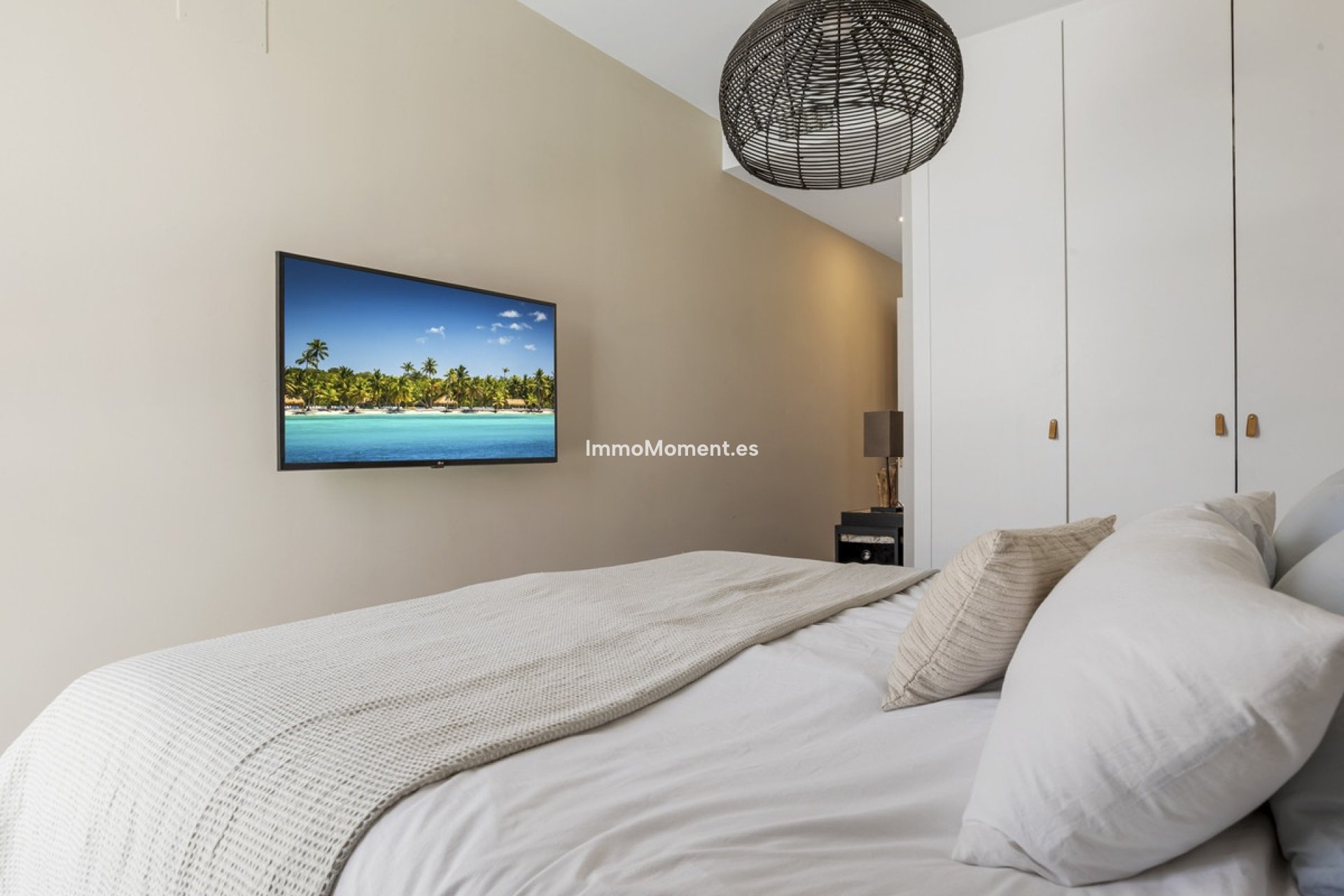 Resale - Apartment - Estepona - Cancelada
