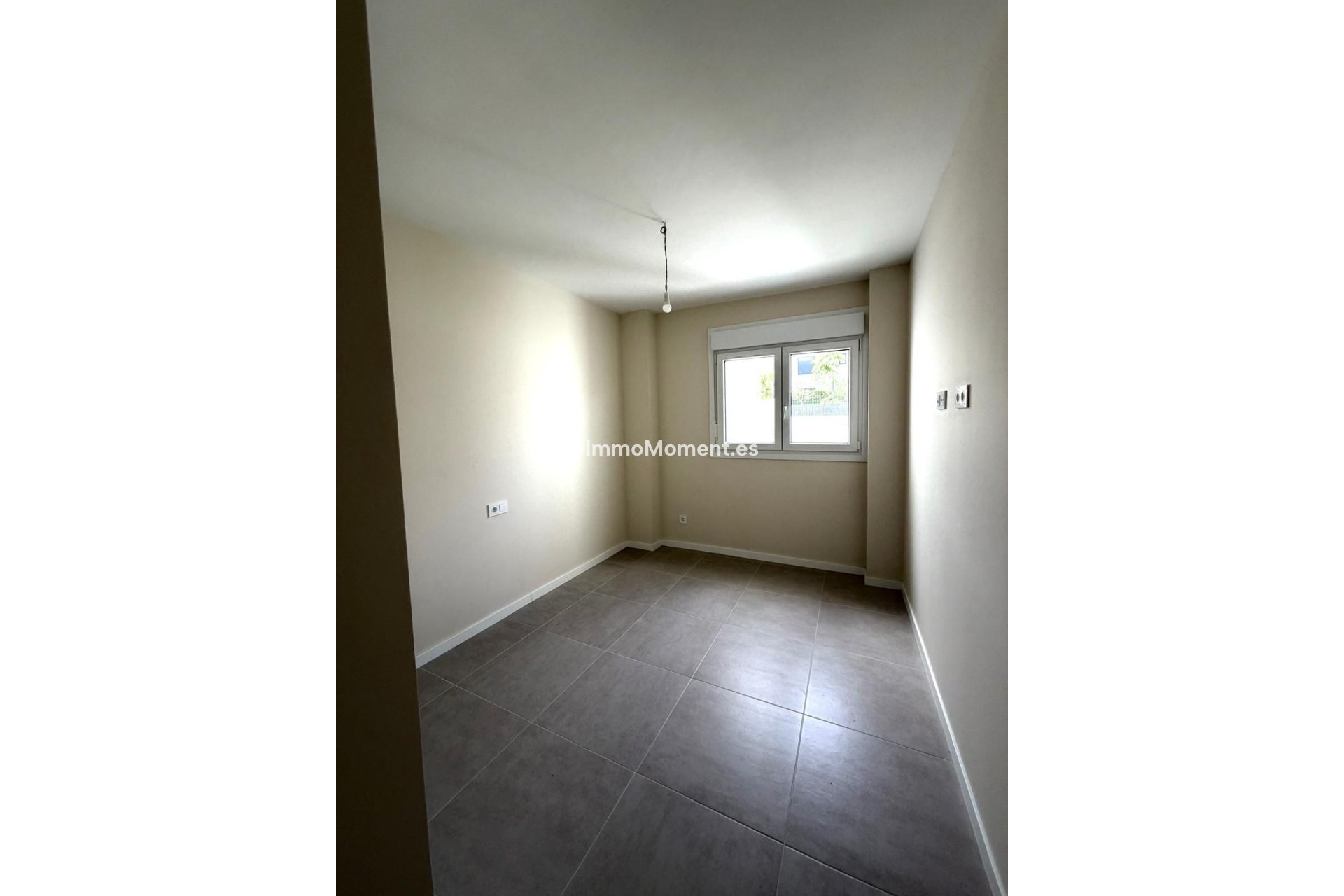 Resale - Apartment - Estepona - Cancelada