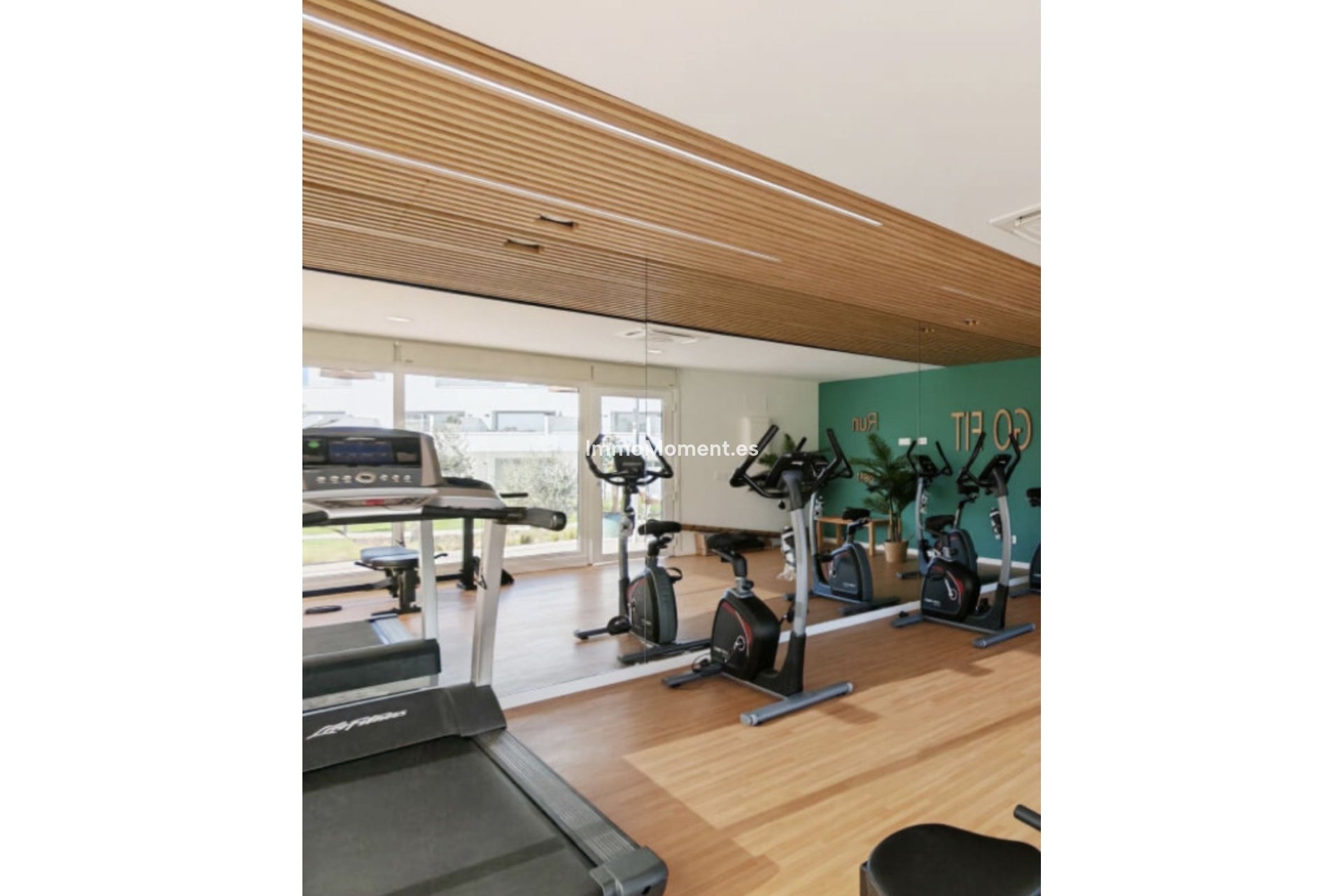 Resale - Apartment - Estepona - Cancelada