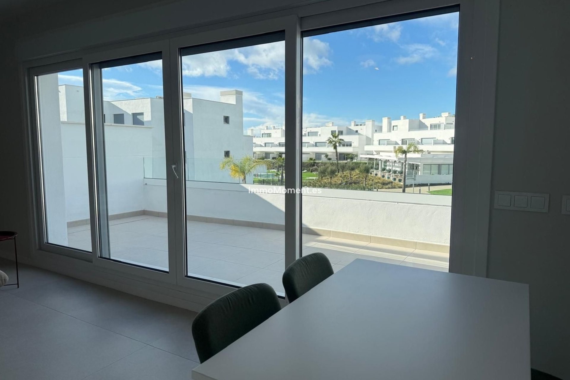 Resale - Apartment - Estepona - Cancelada