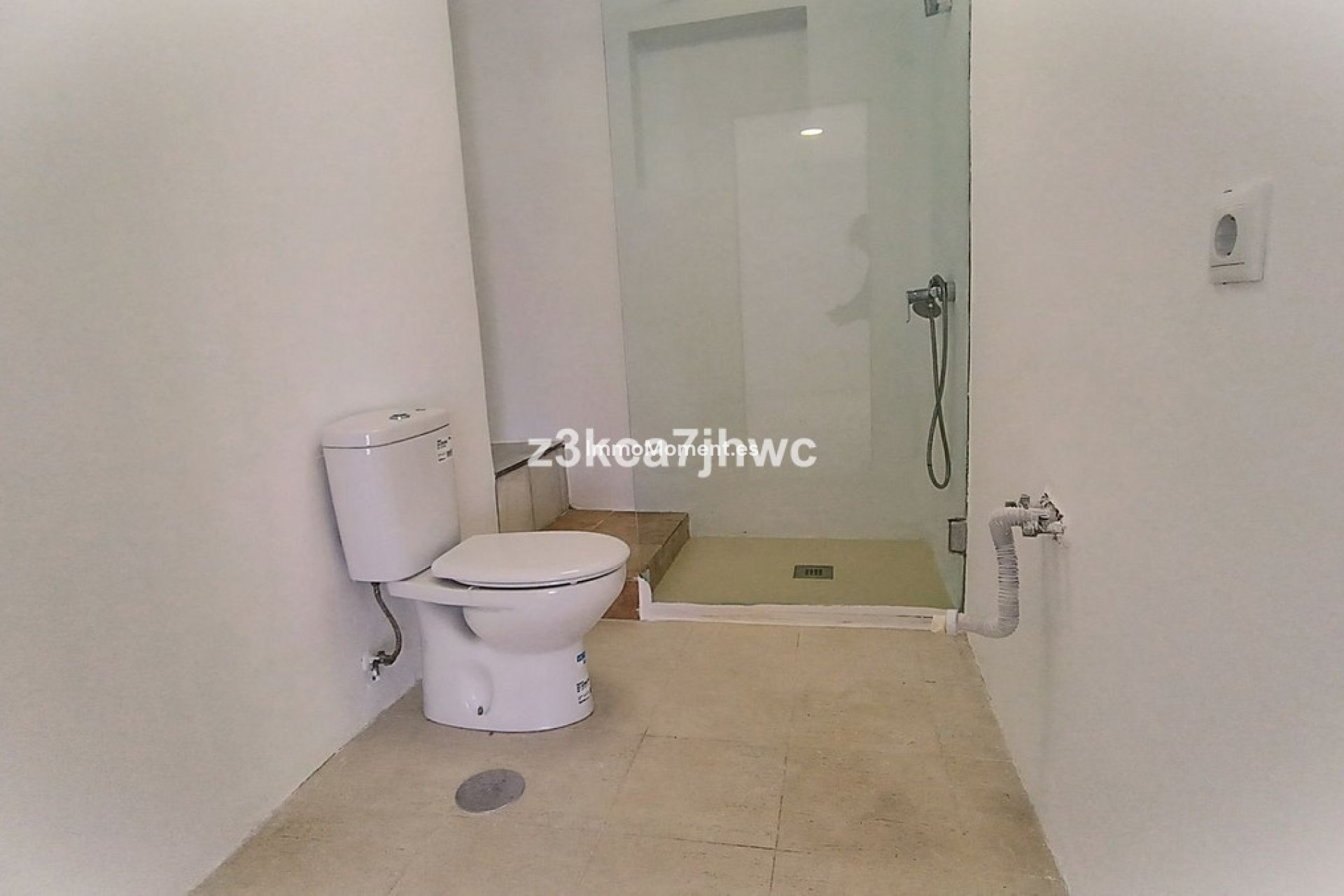 Resale - Apartment - Estepona - Cancelada