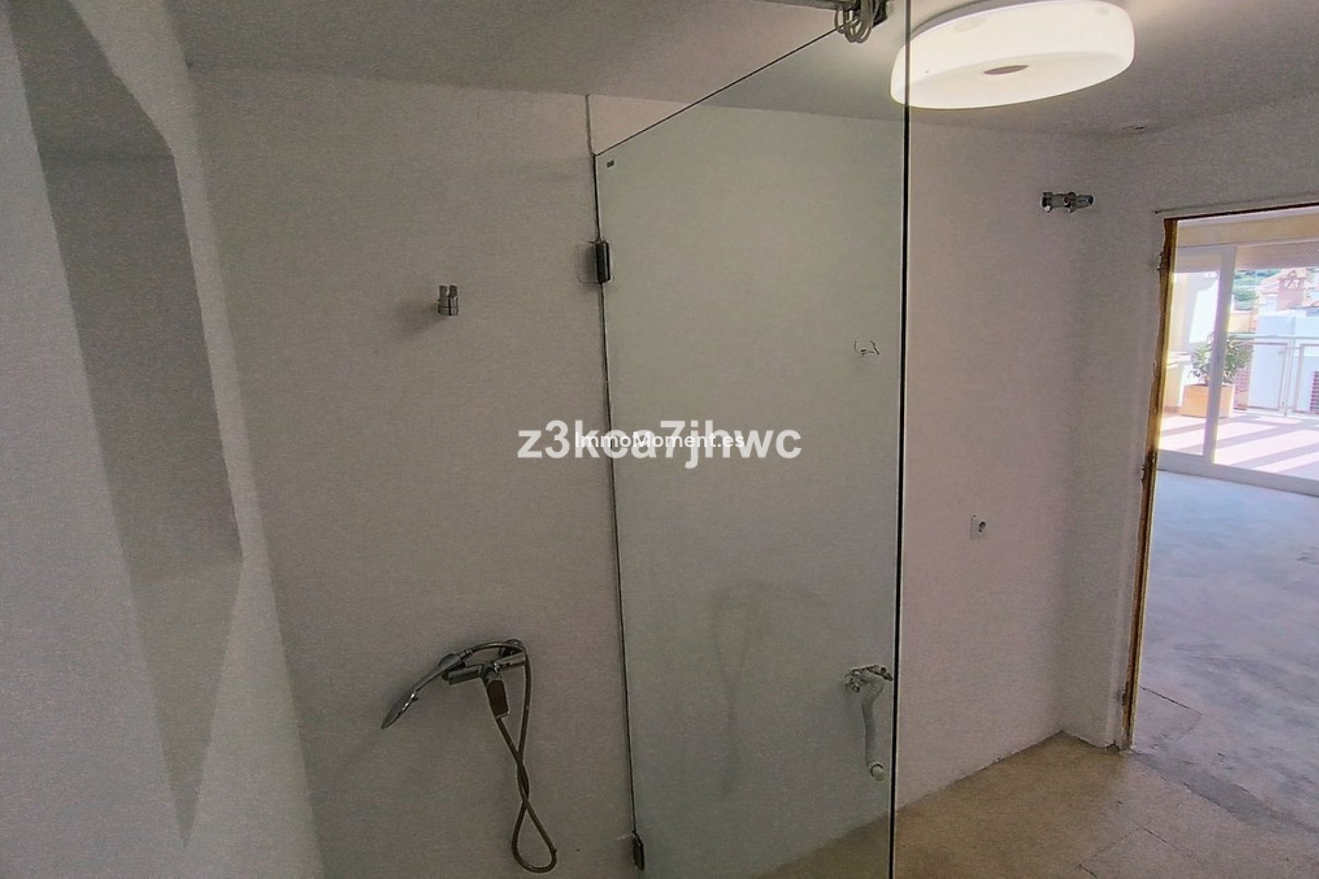 Resale - Apartment - Estepona - Cancelada