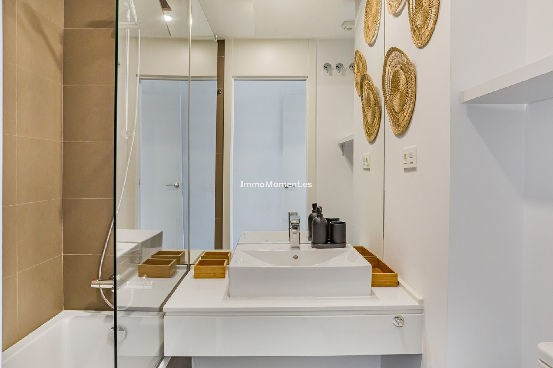 Resale - Apartment - Estepona - Cancelada