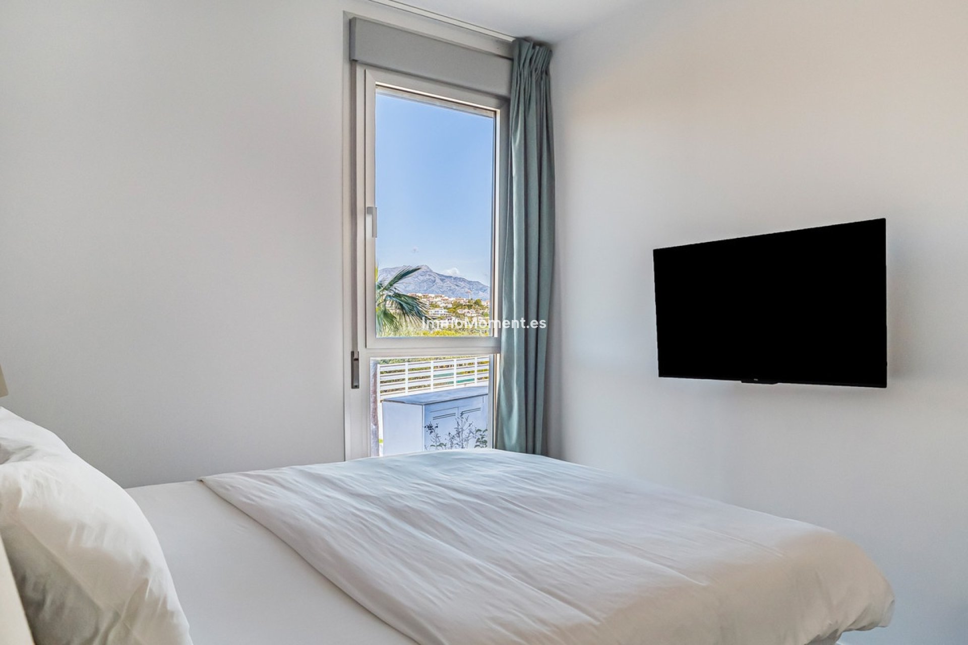 Resale - Apartment - Estepona - Cancelada
