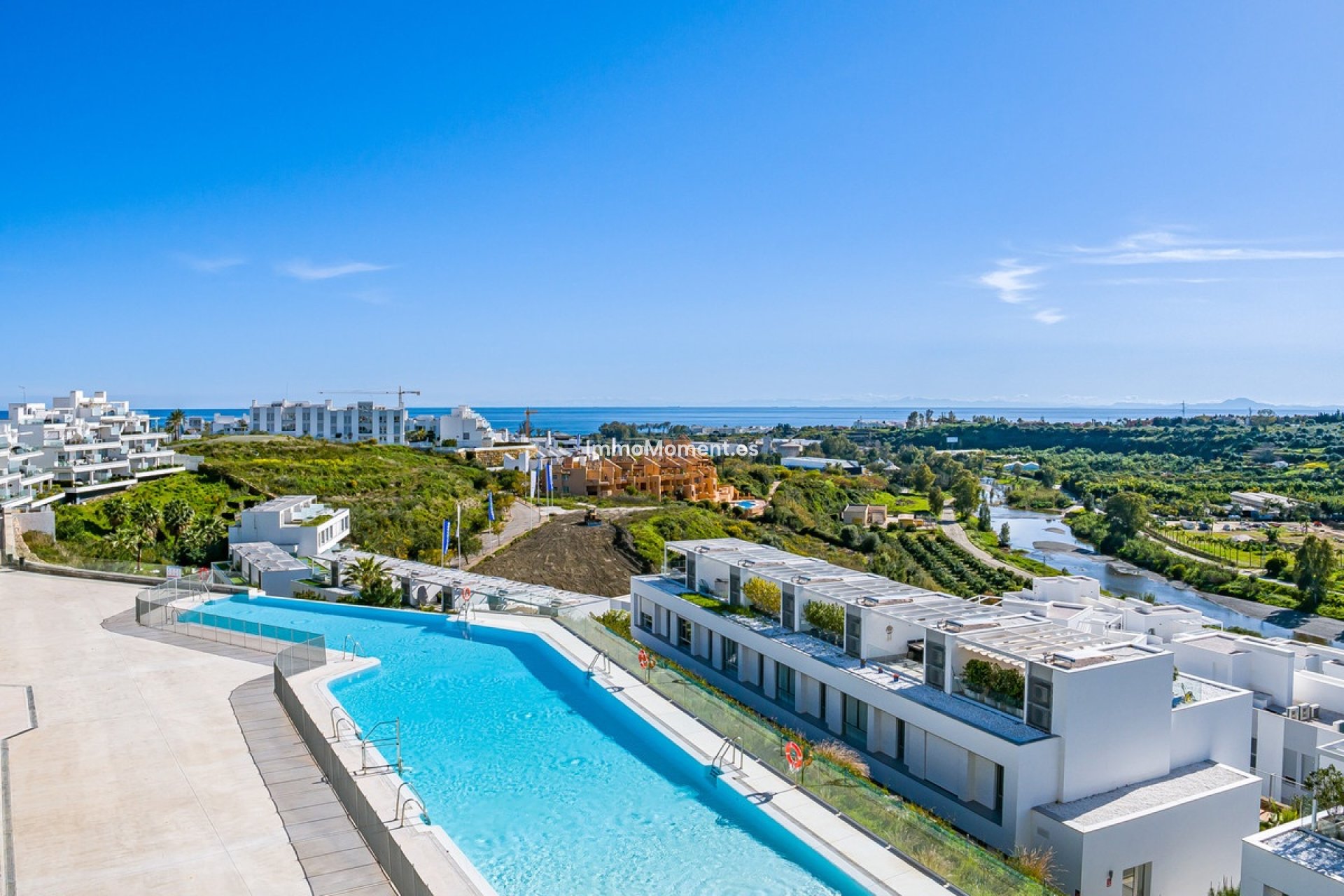 Resale - Apartment - Estepona - Cancelada