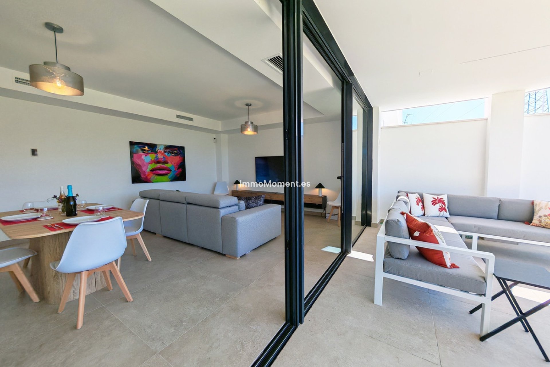 Resale - Apartment - Estepona - Cancelada