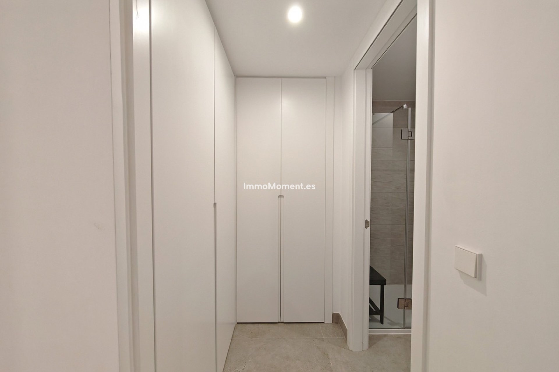 Resale - Apartment - Estepona - Cancelada