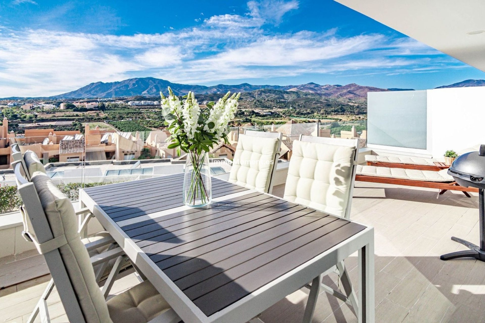Resale - Apartment - Estepona - Cancelada