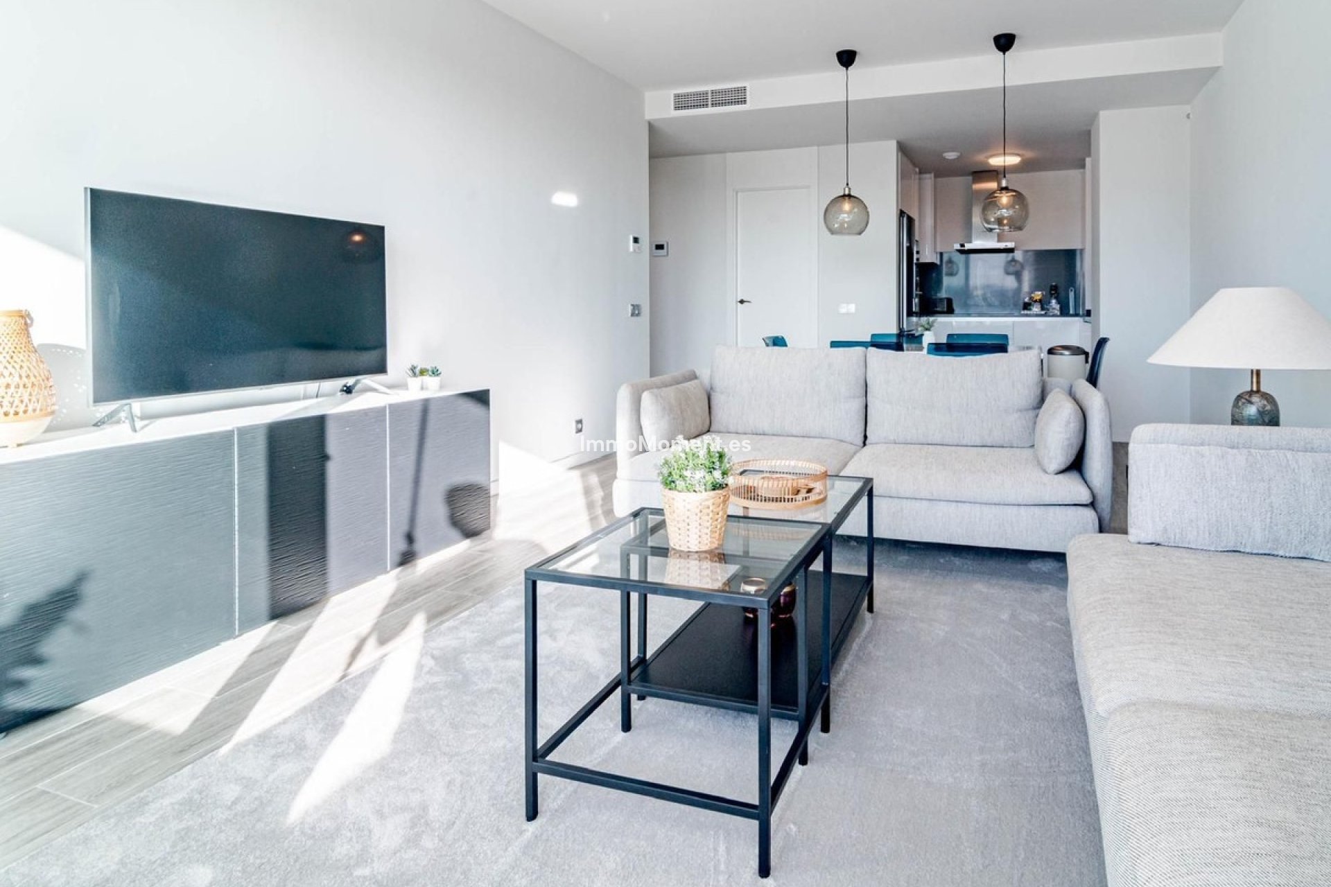 Resale - Apartment - Estepona - Cancelada