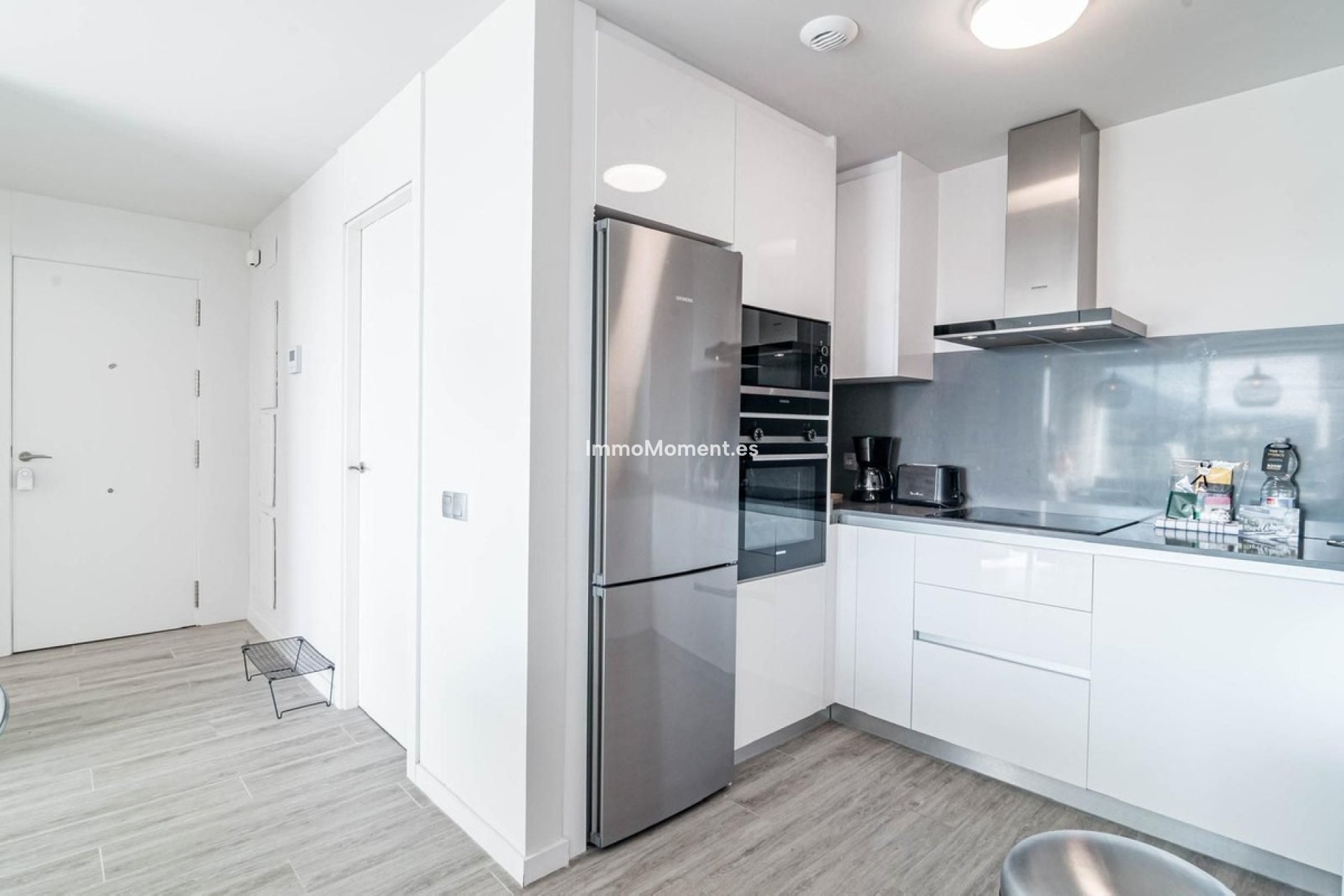 Resale - Apartment - Estepona - Cancelada