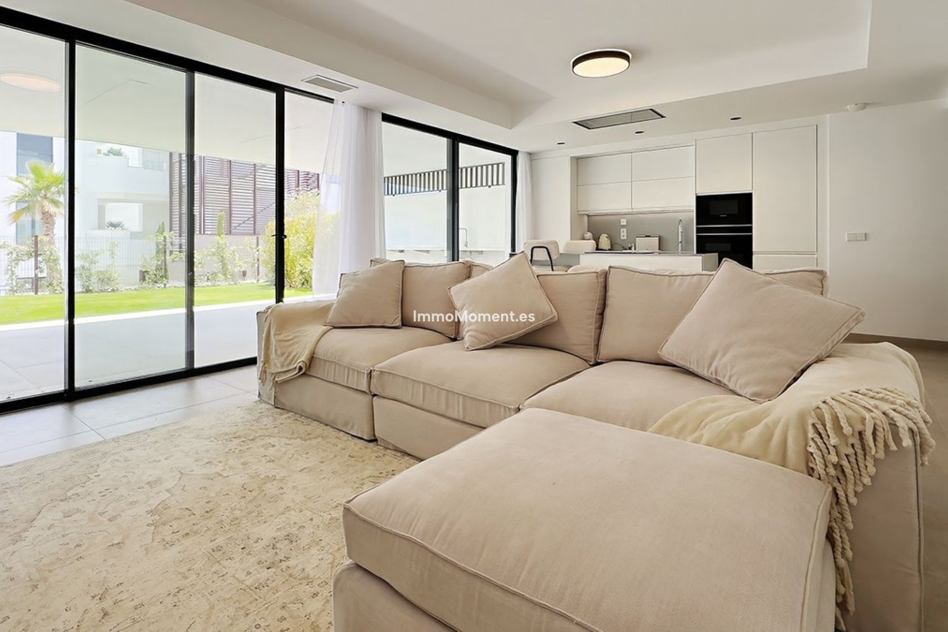 Resale - Apartment - Estepona - Cancelada