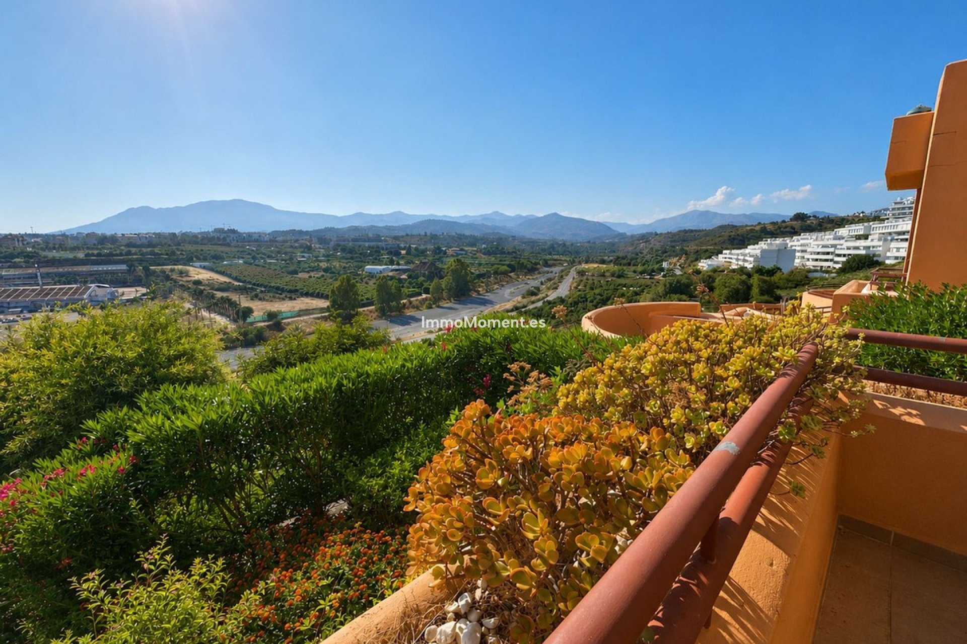 Resale - Apartment - Estepona - Cancelada