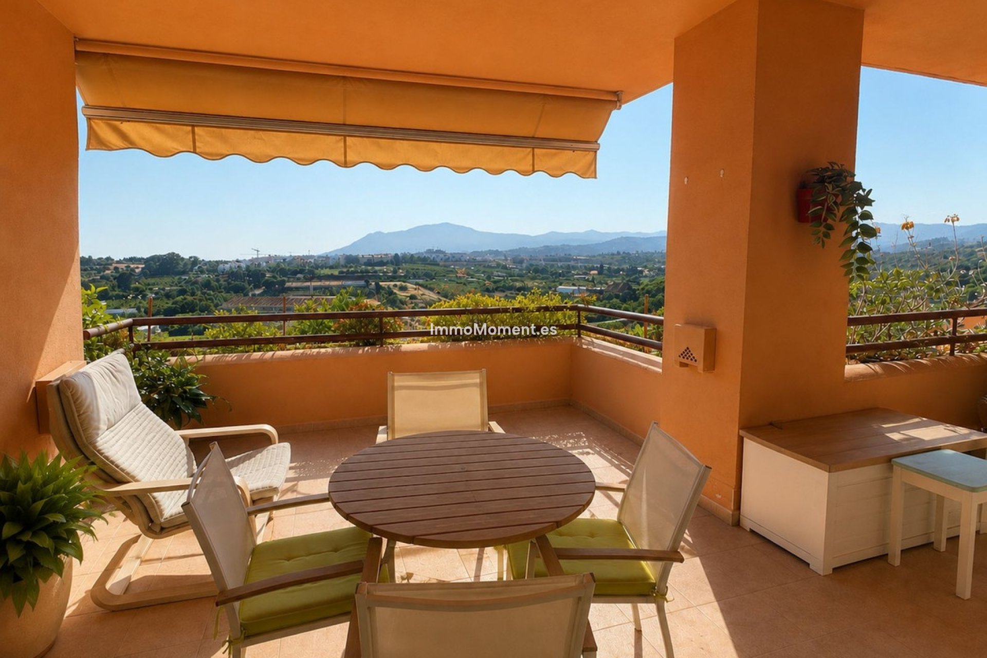 Resale - Apartment - Estepona - Cancelada