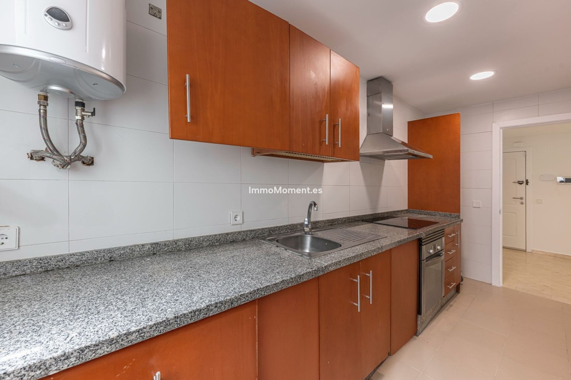 Resale - Apartment - Estepona - Cancelada