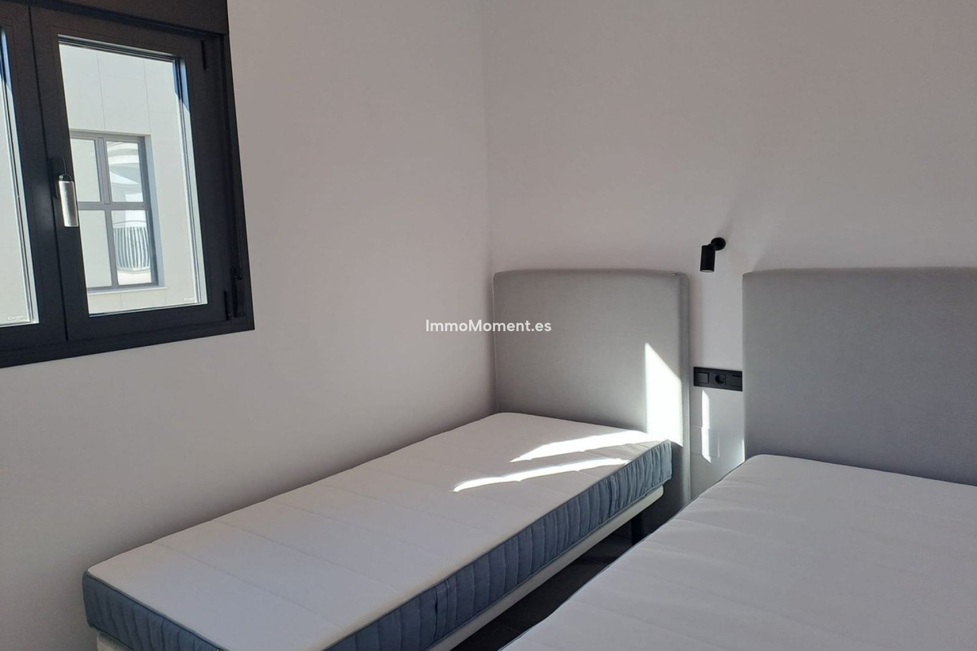 Resale - Apartment - Estepona - Cancelada