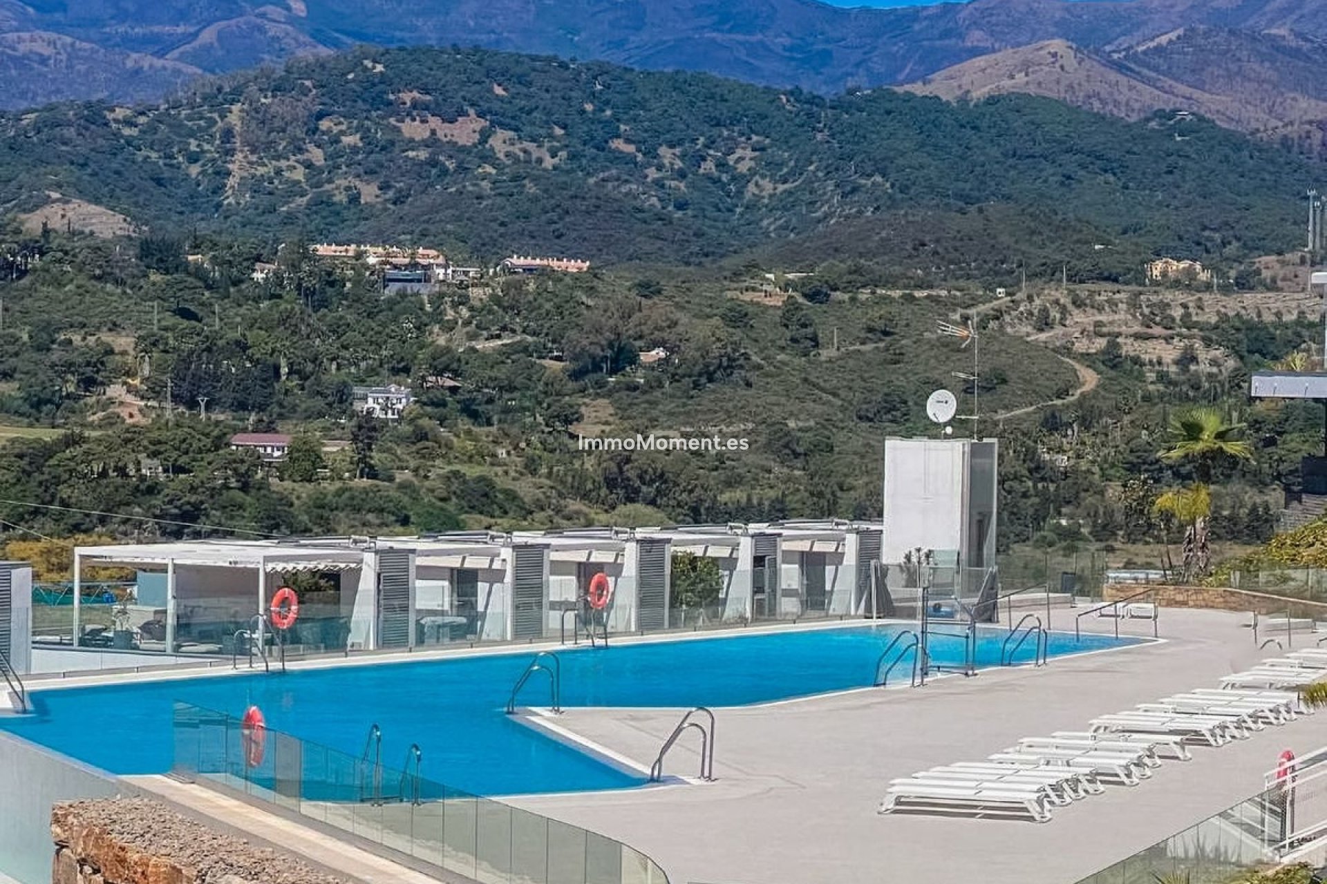 Resale - Apartment - Estepona - Cancelada