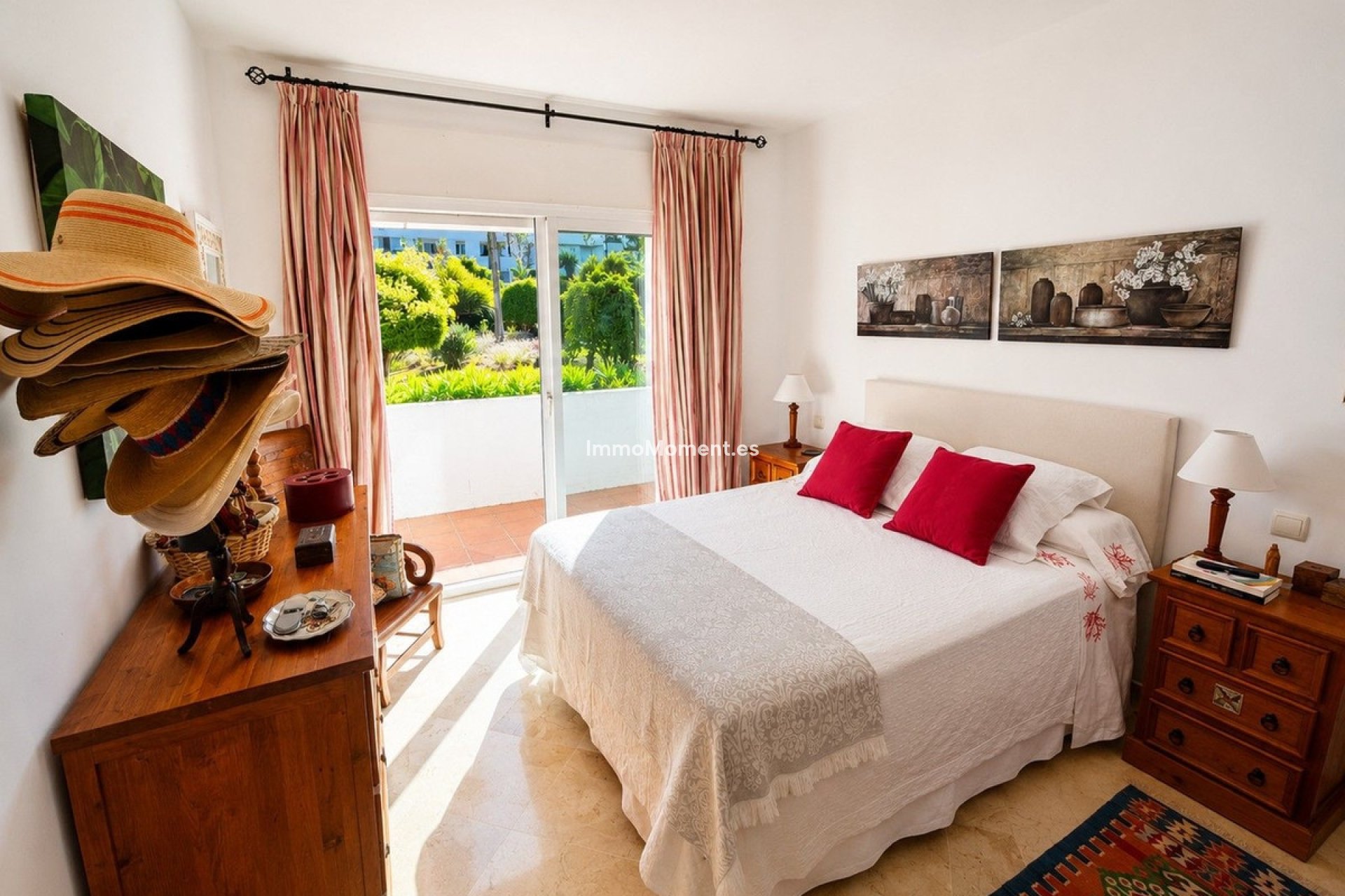 Resale - Apartment - Estepona - Costalita
